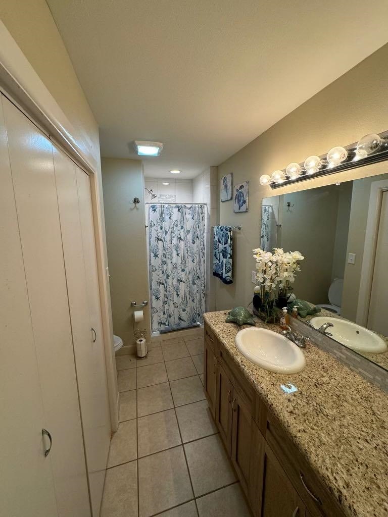 101 E Capricorn Dr. B Property Photo 15