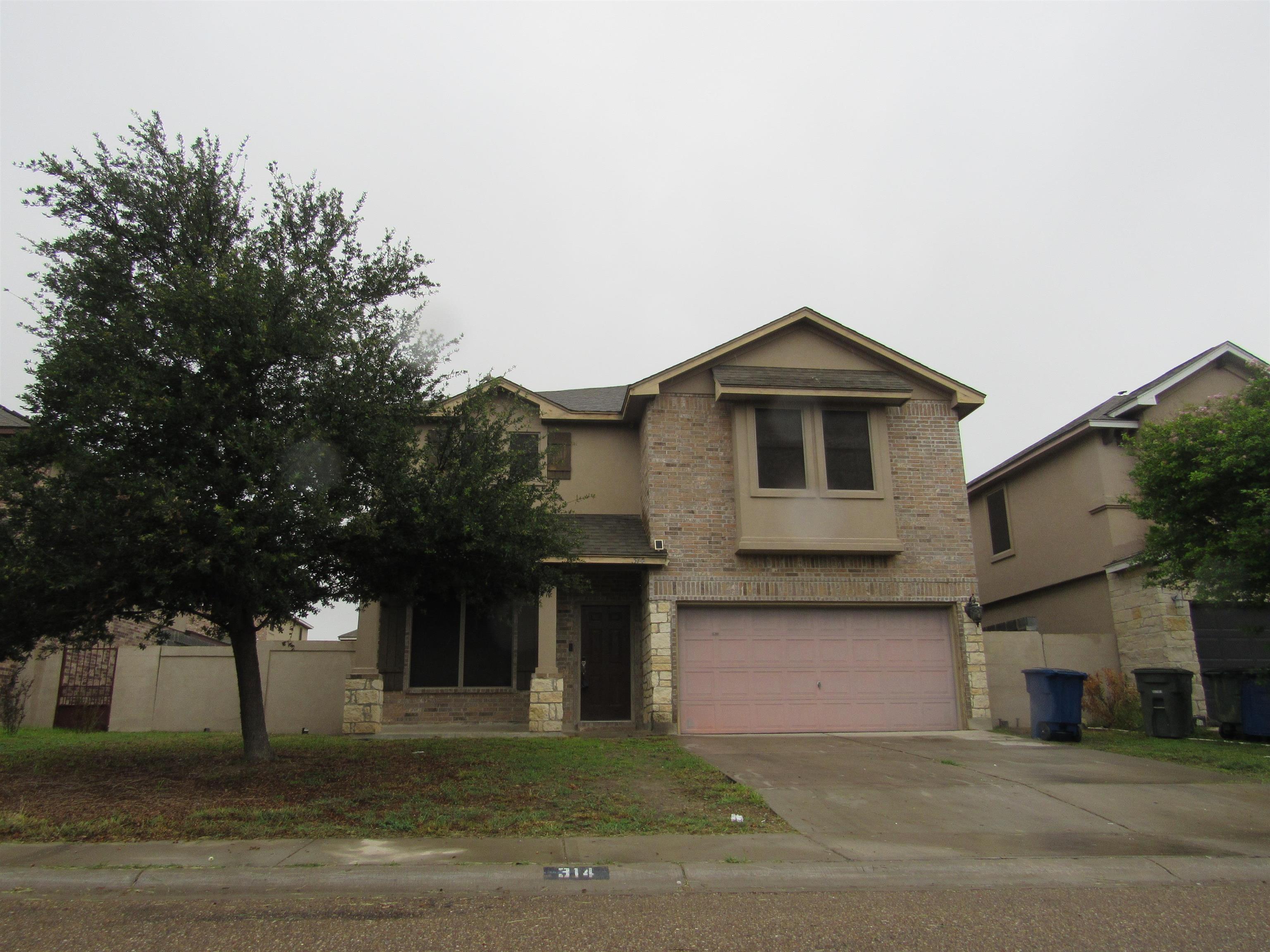 314 Sabal Loop Property Photo 1