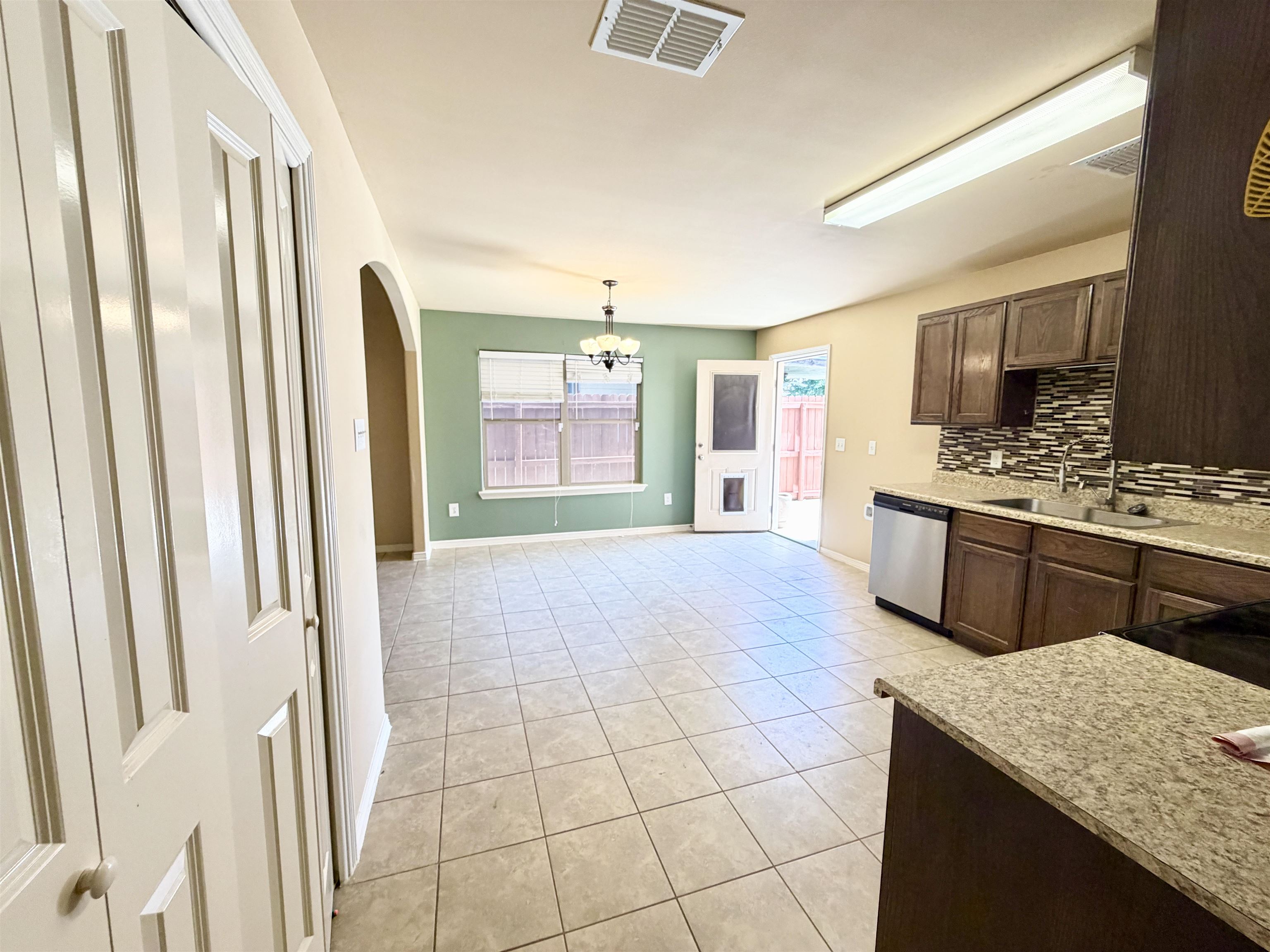 1515 Cozumel Dr Property Photo 5