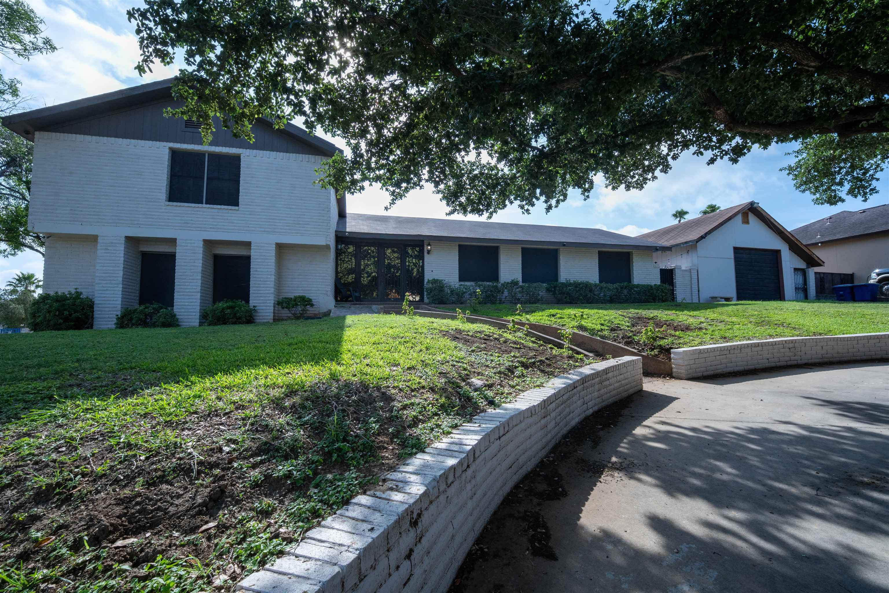 226 Sunset Lp Property Photo 1