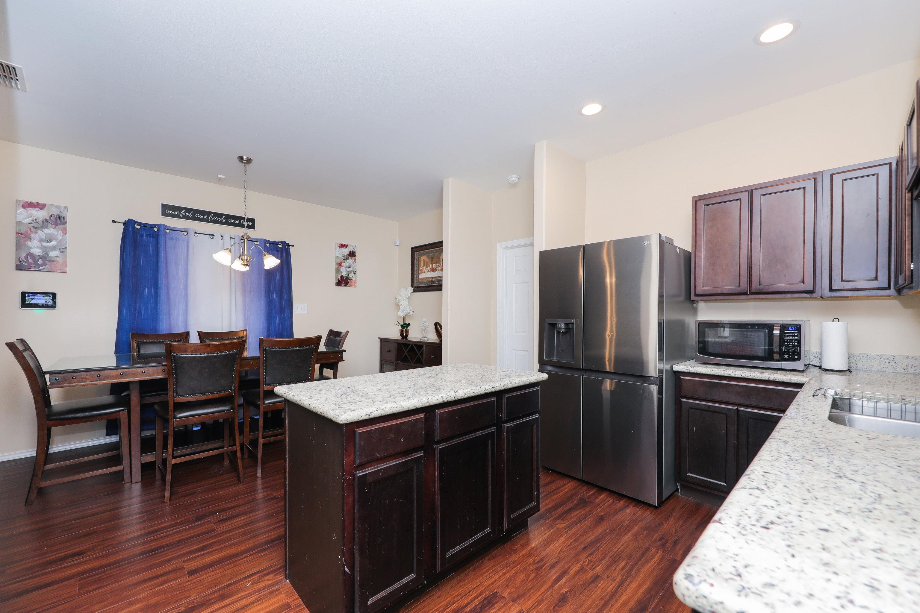 5815 St. Joan Of Arc Lp. Property Photo 14
