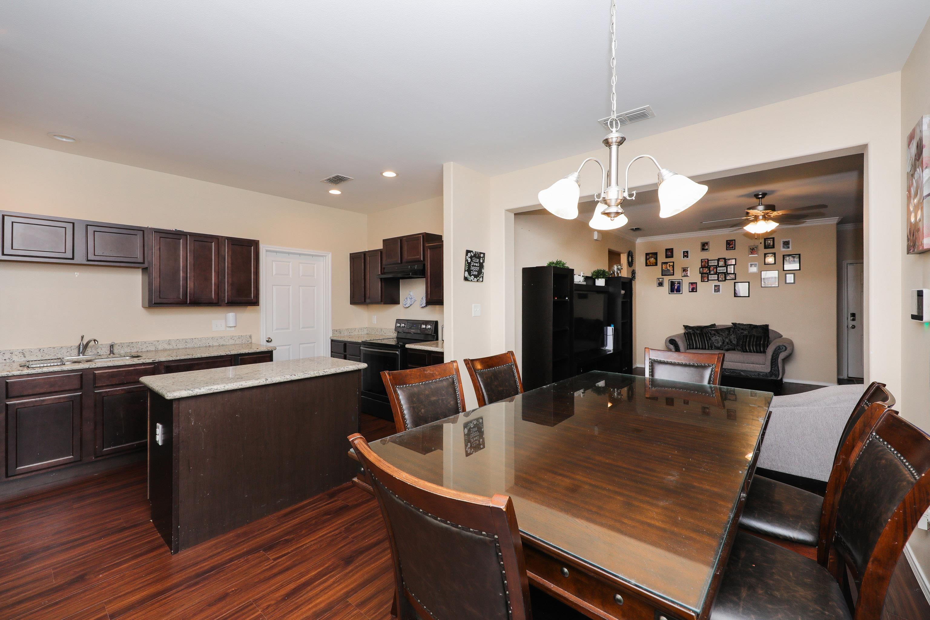 5815 St. Joan Of Arc Lp. Property Photo 18