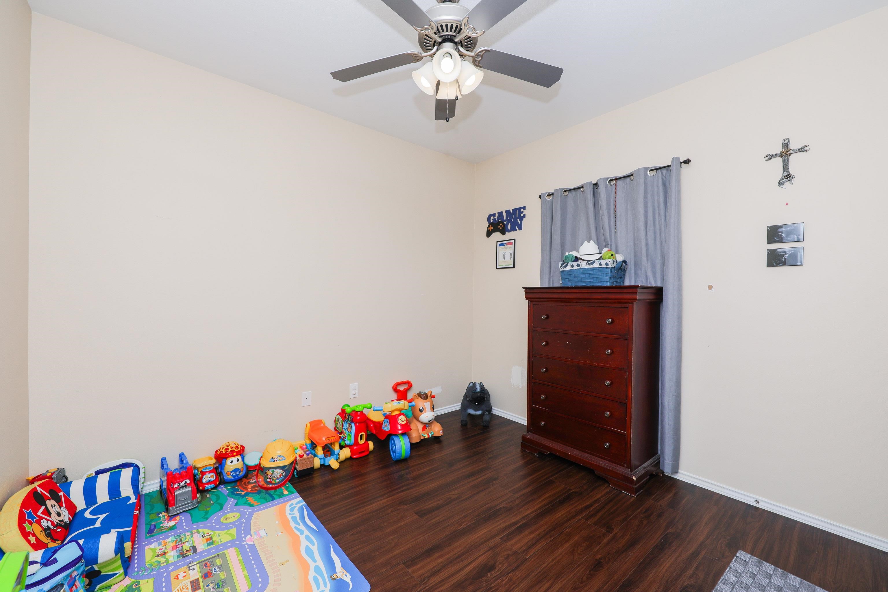 5815 St. Joan Of Arc Lp. Property Photo 22