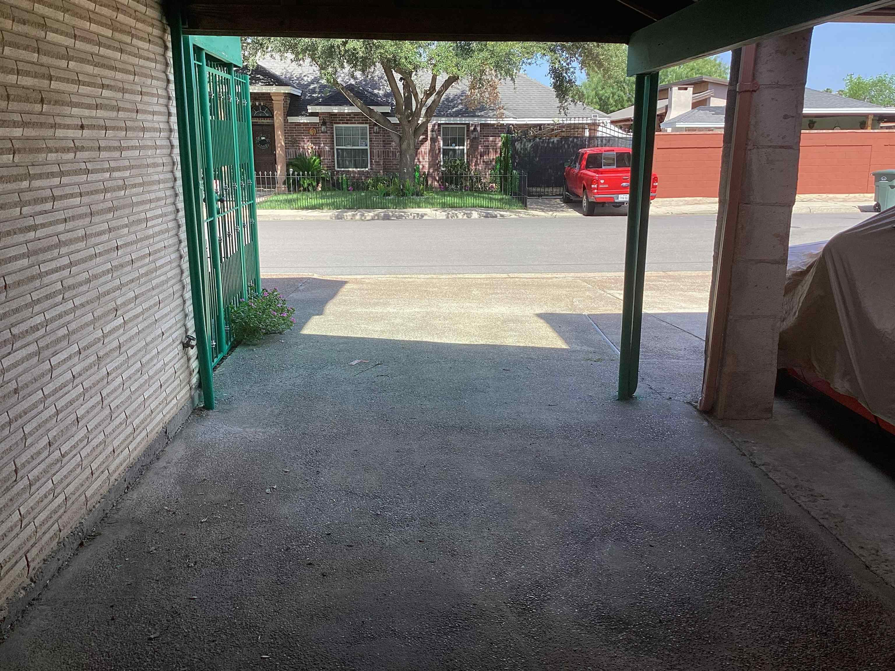 3202 Reynolds St Property Photo 3