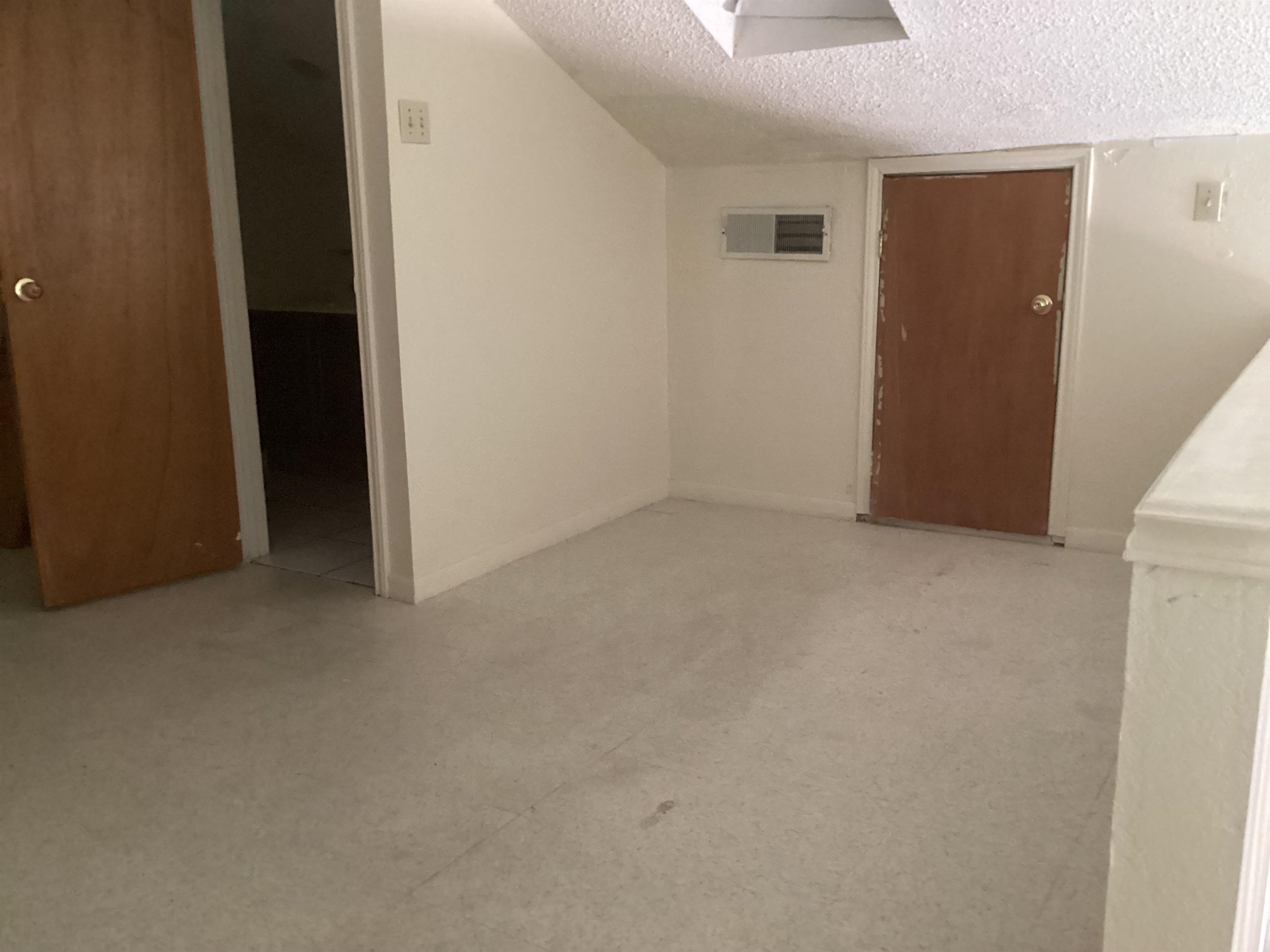 3202 Reynolds St Property Photo 17