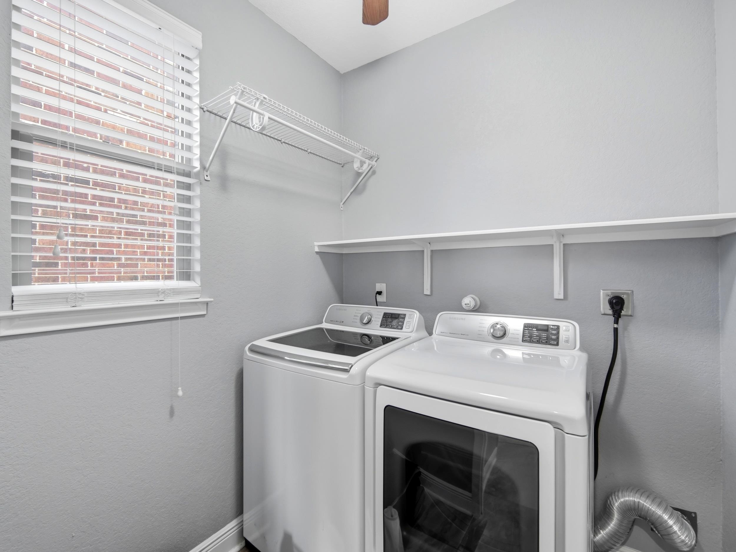 4431 Oak Roset Property Photo 21