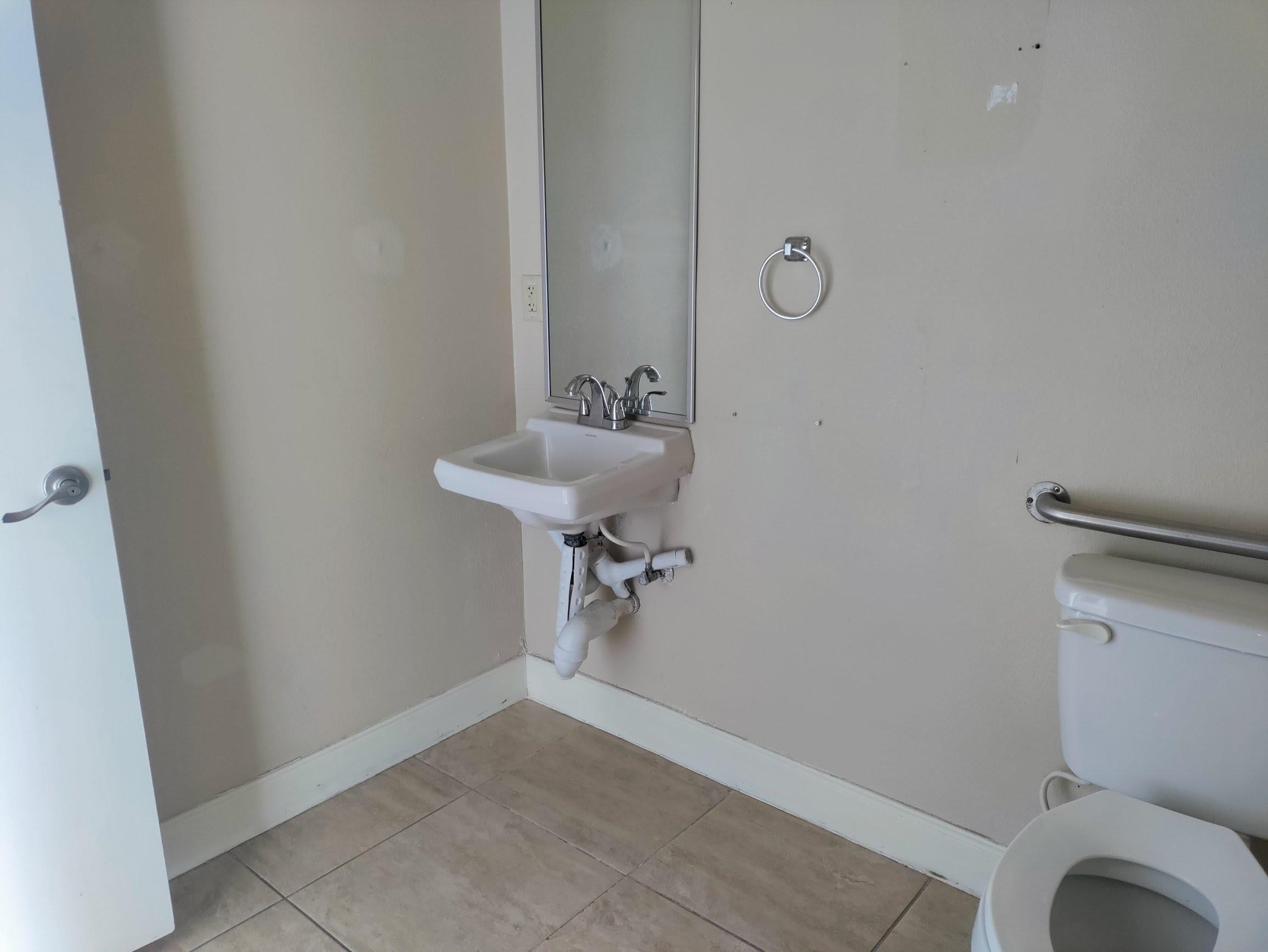 719 Chihuahua St Property Photo 12