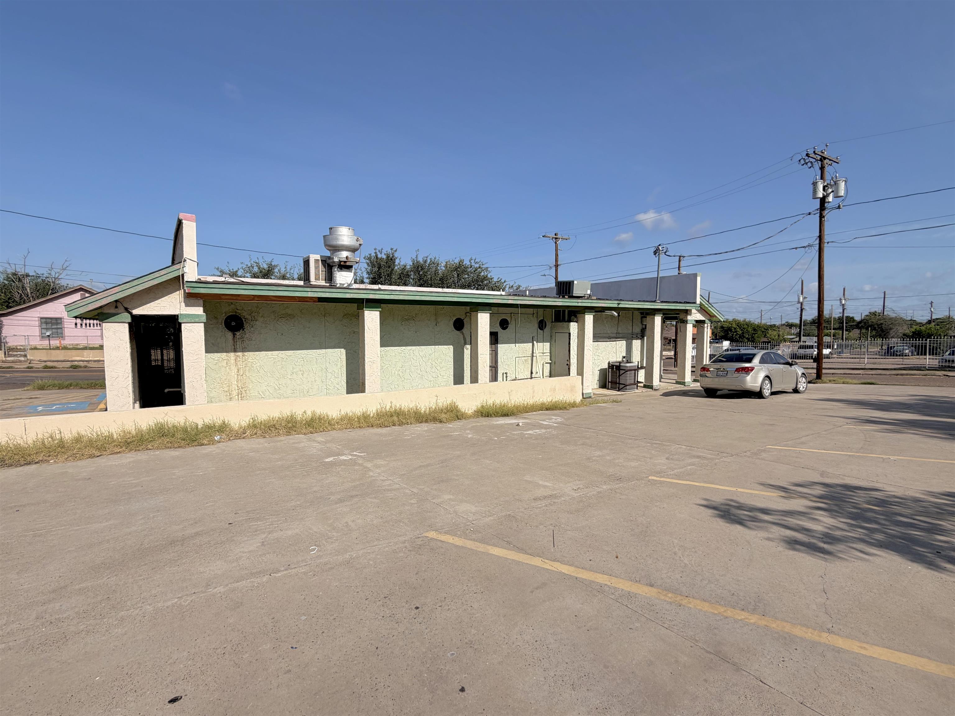 401 Stewart St Property Photo 15