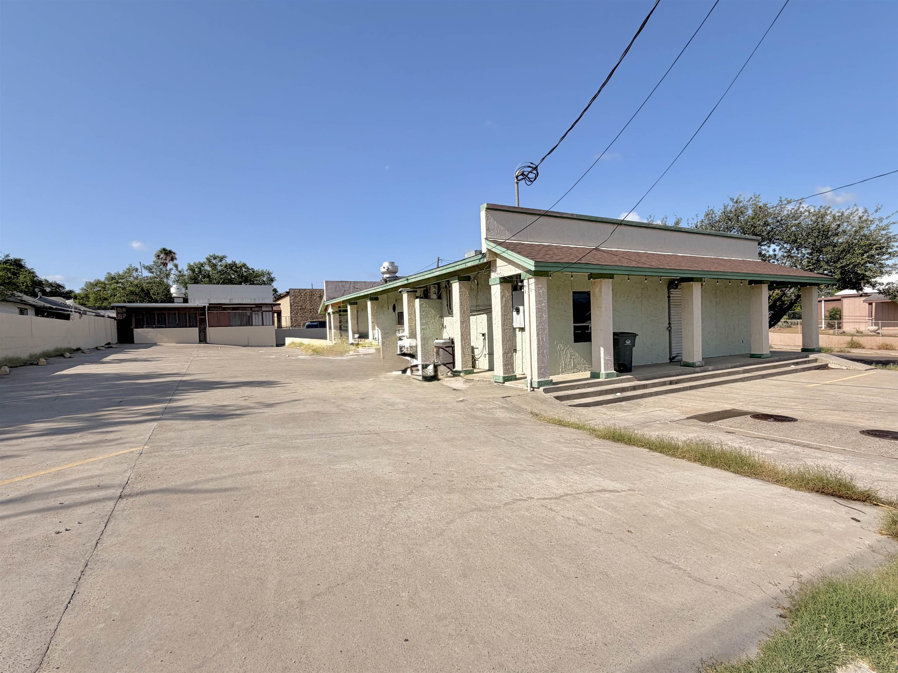 401 Stewart St Property Photo 17