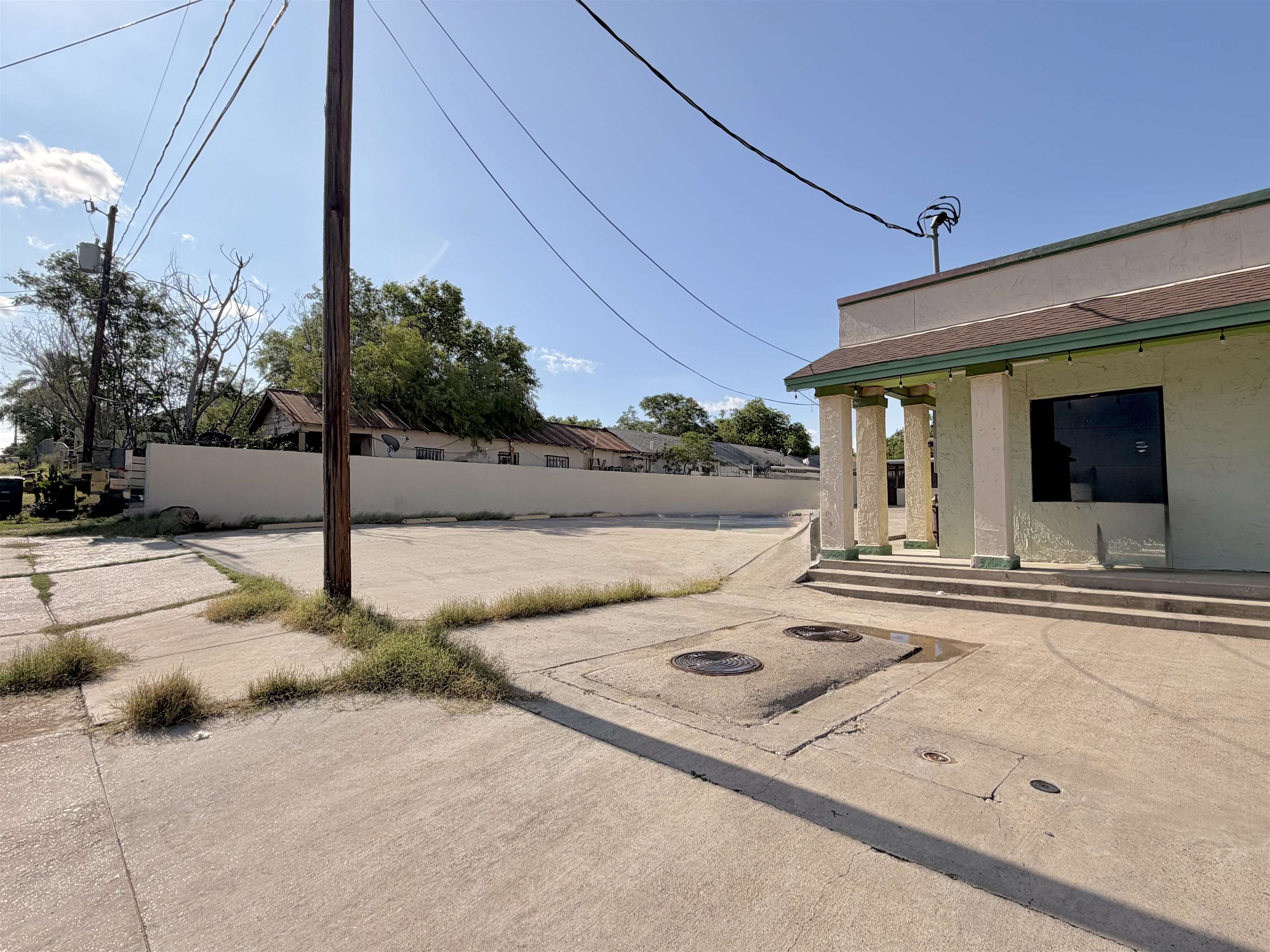 401 Stewart St Property Photo 18