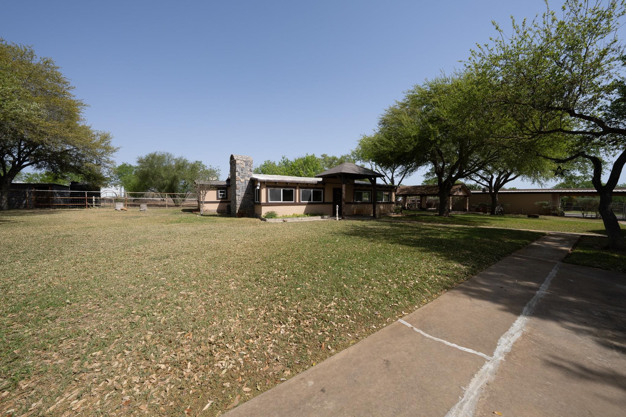 156 Well Ln Property Photo 9