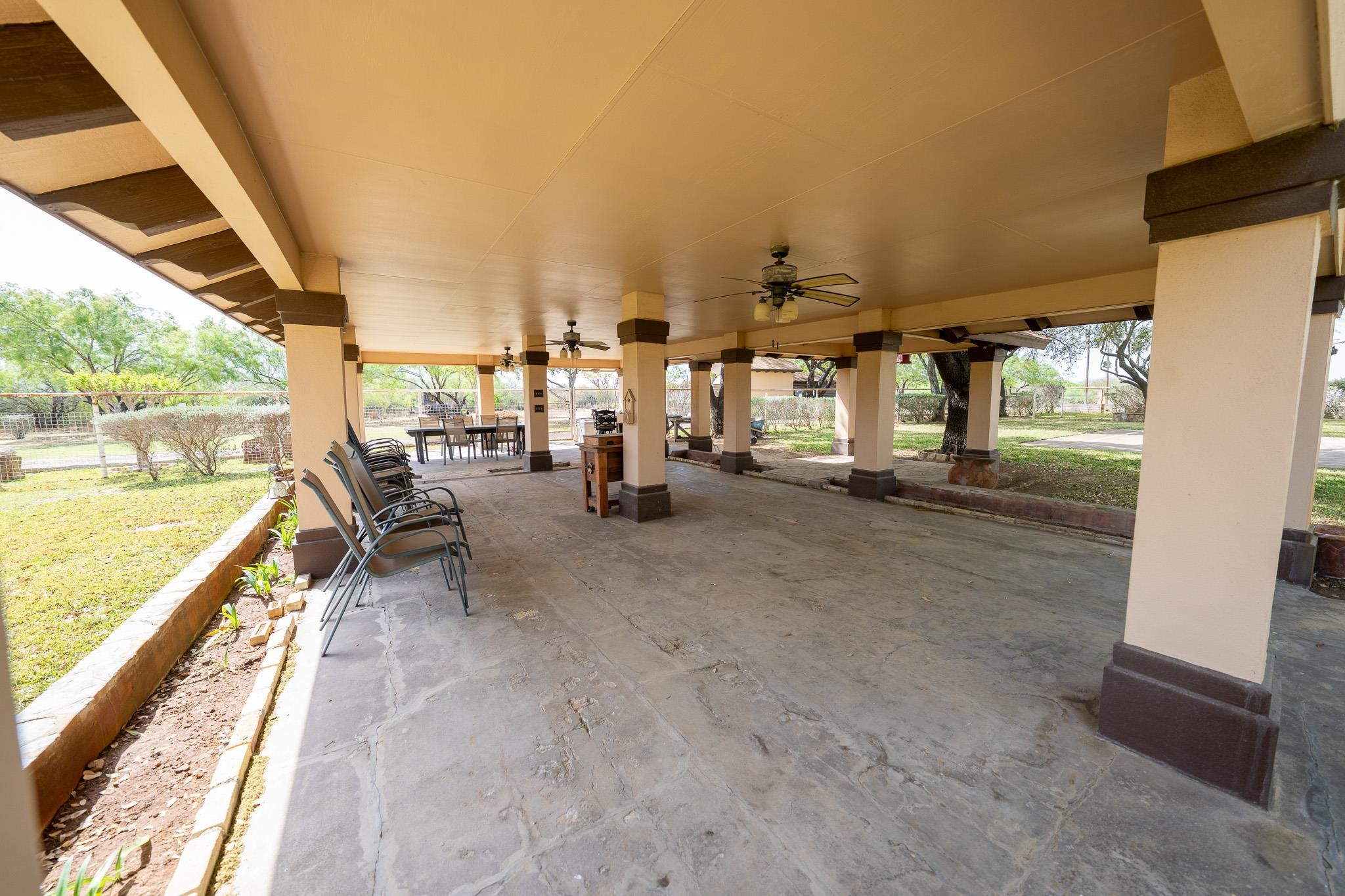 156 Well Ln Property Photo 10