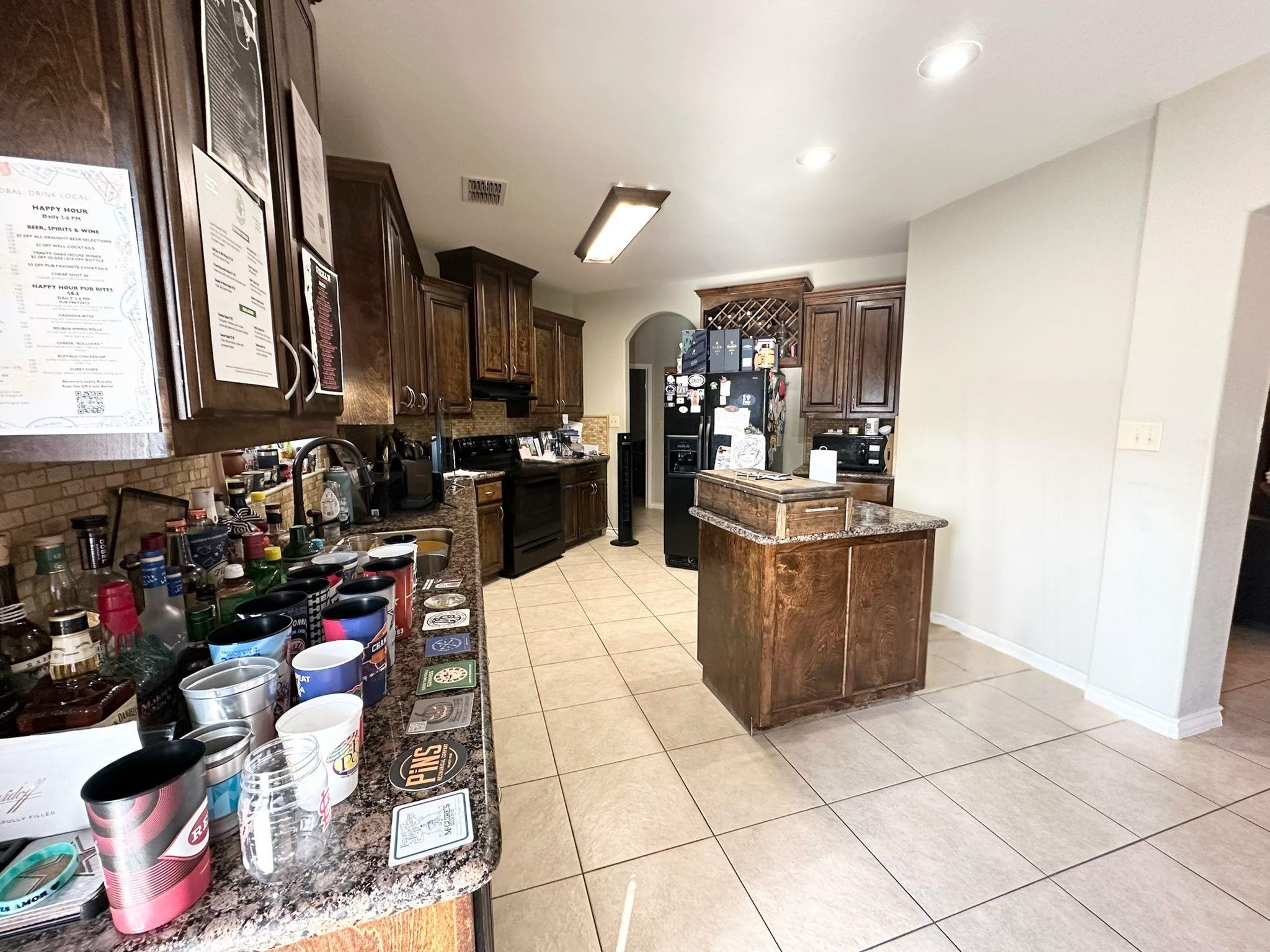 3918 Aidin St Property Photo 10