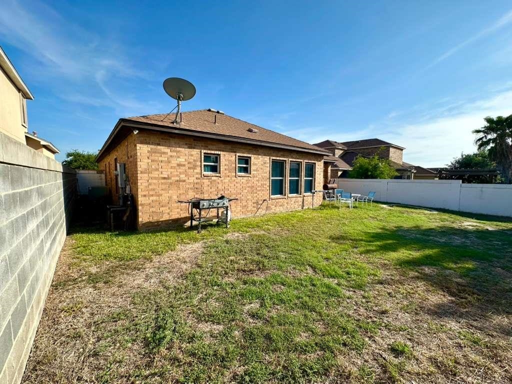 3918 Aidin St Property Photo 27
