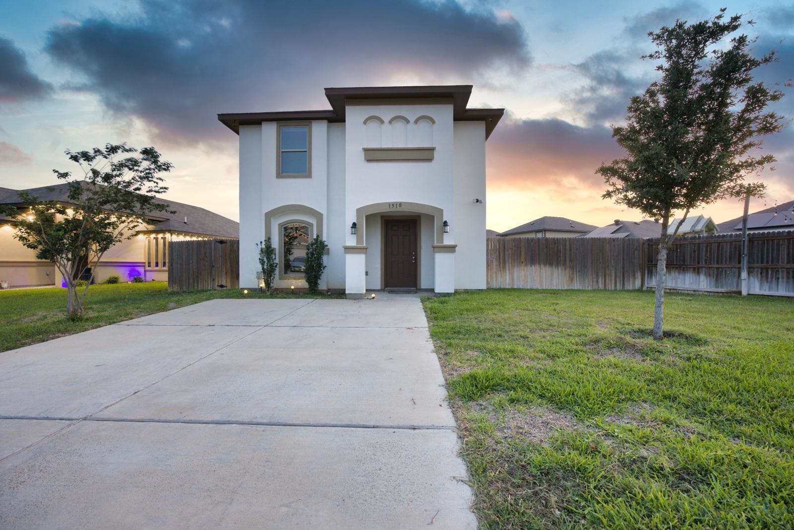 1510 Port Texas Dr. Property Photo 1