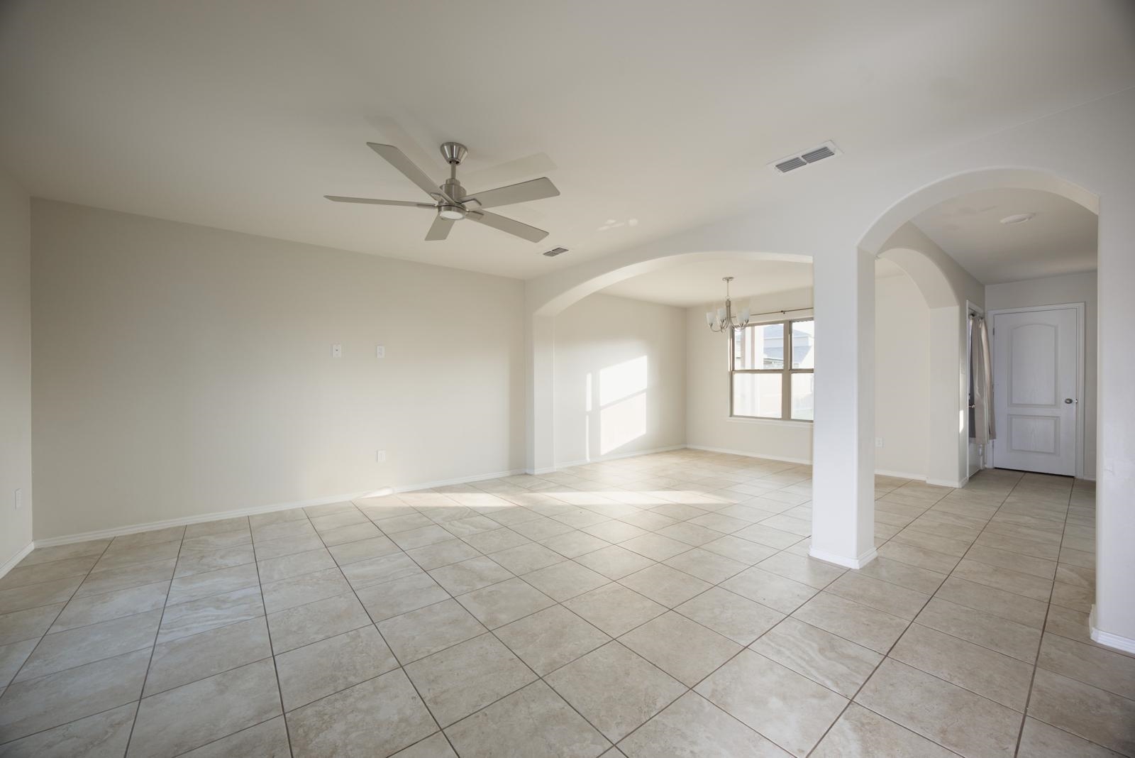 1510 Port Texas Dr. Property Photo 5