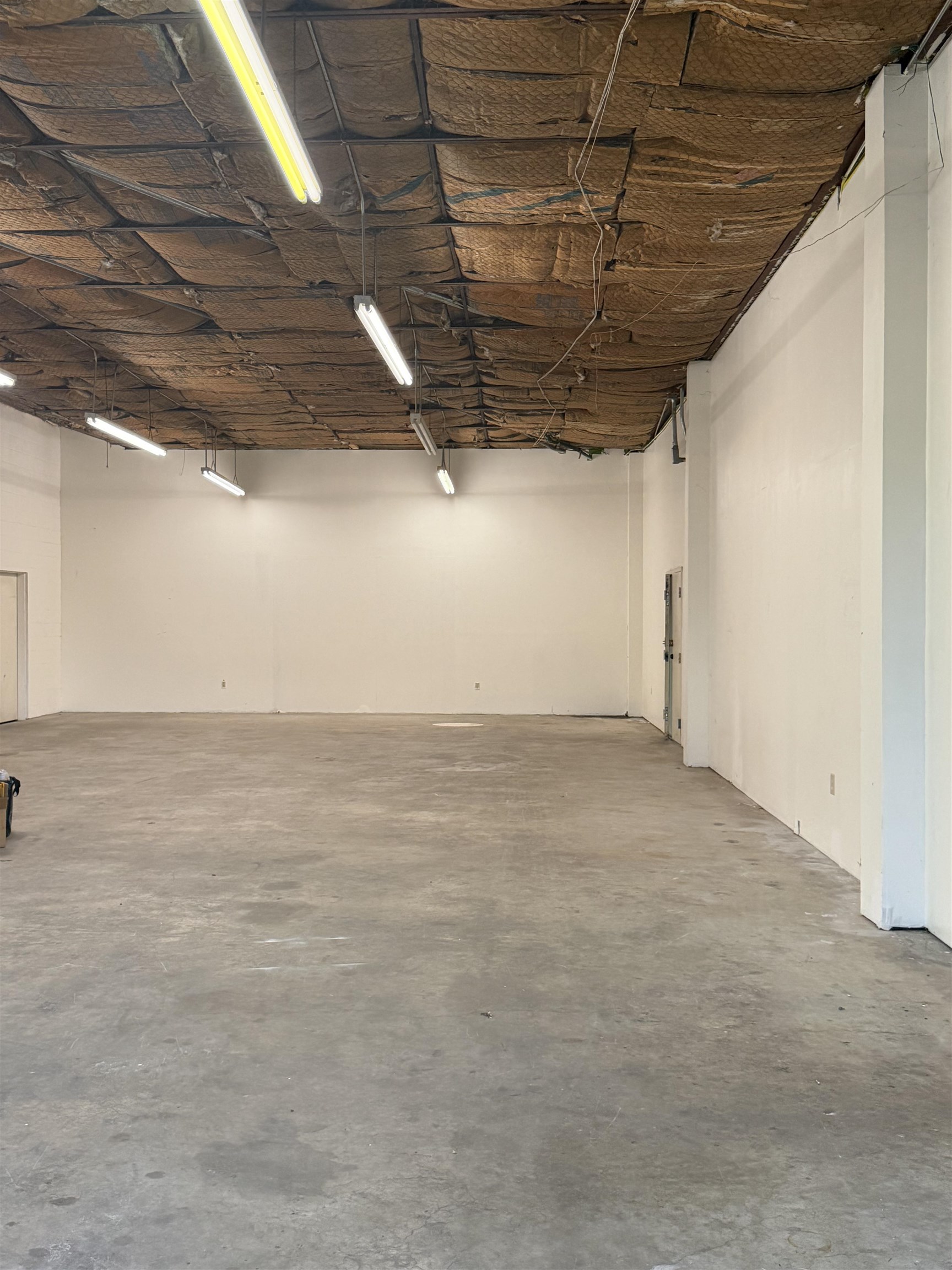 2606 San Bernardo Ave Property Photo 26