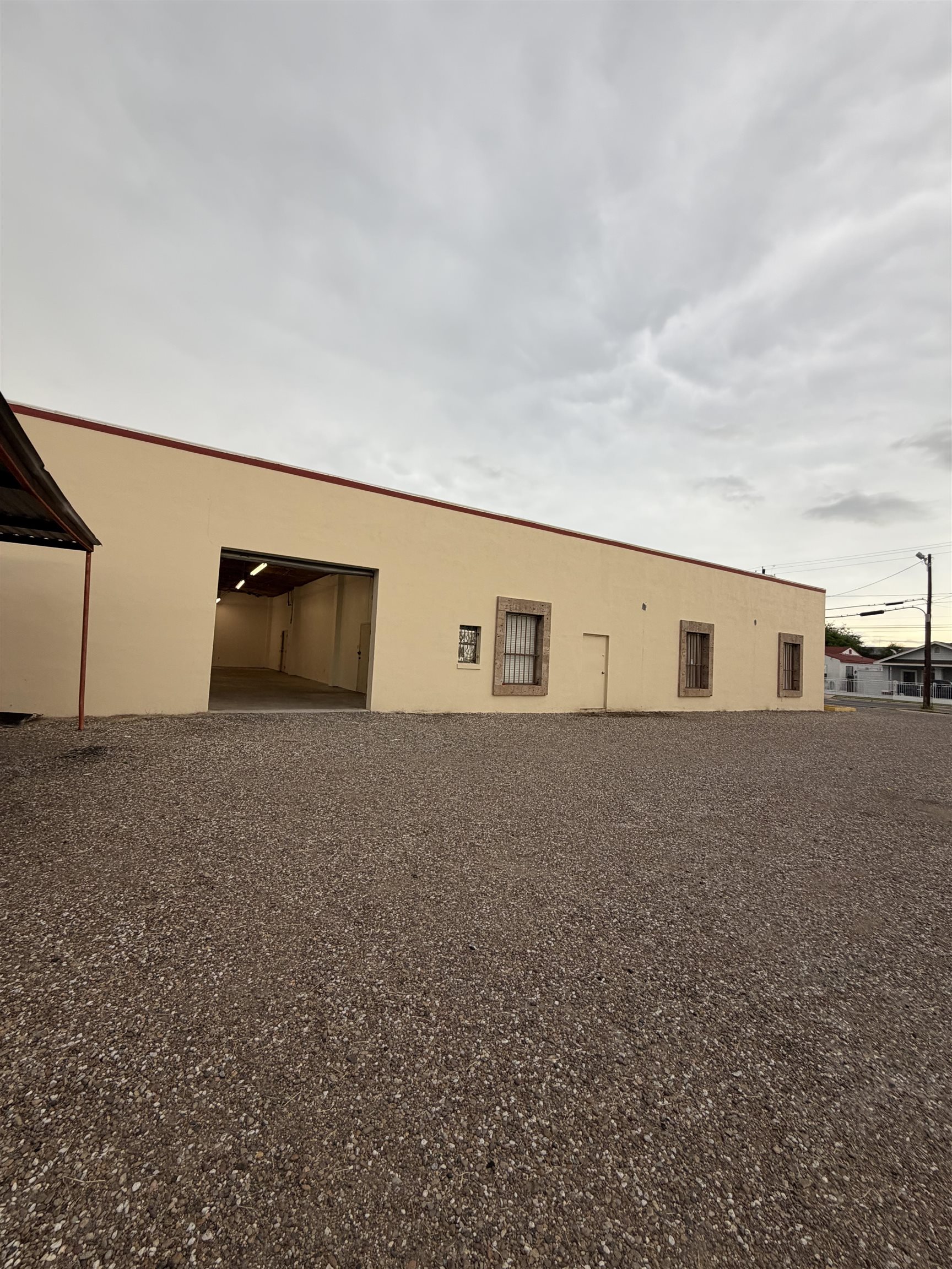 2606 San Bernardo Ave Property Photo 28