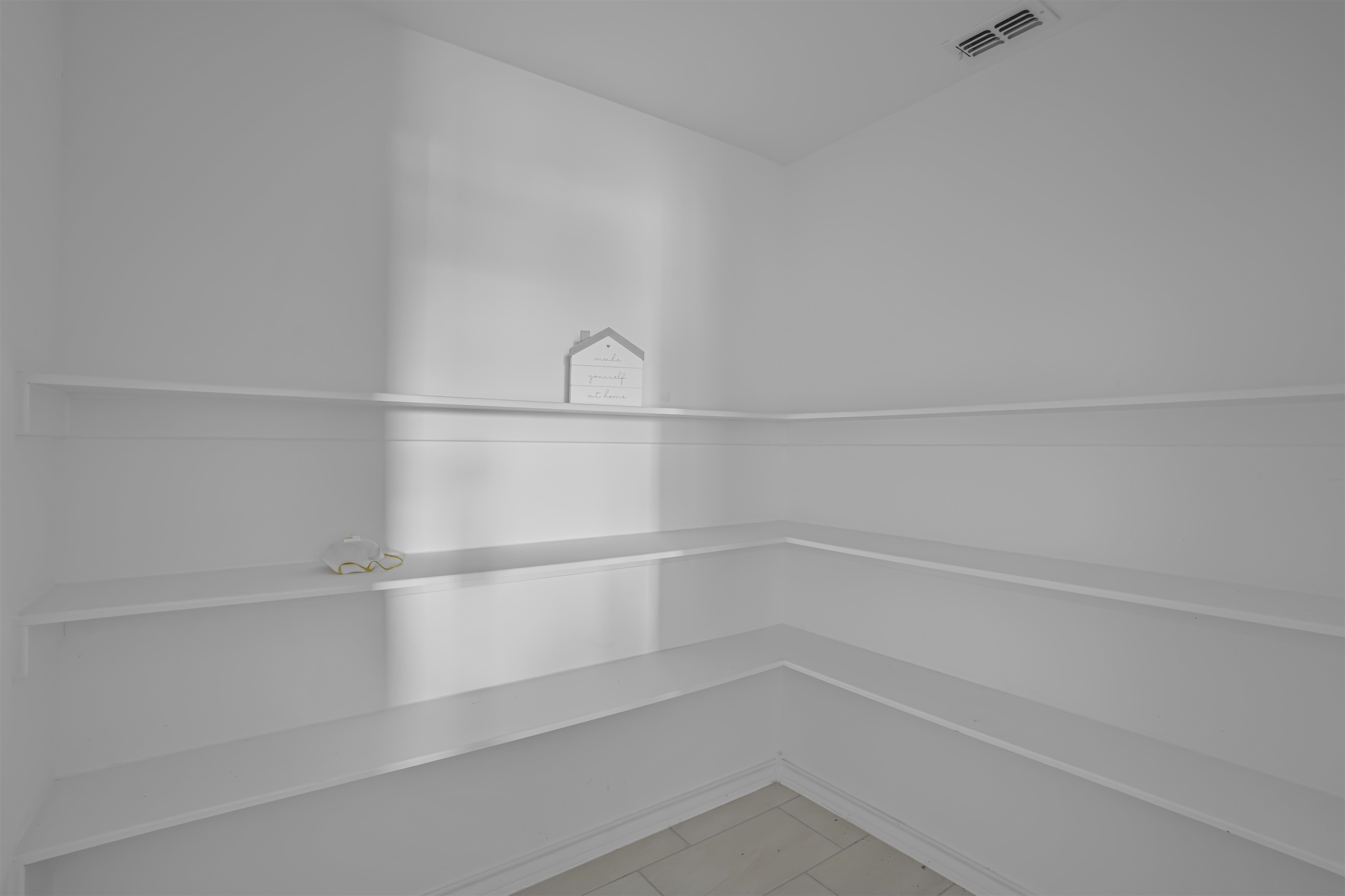 9915 Kaspar Dr. 9915 Property Photo 7