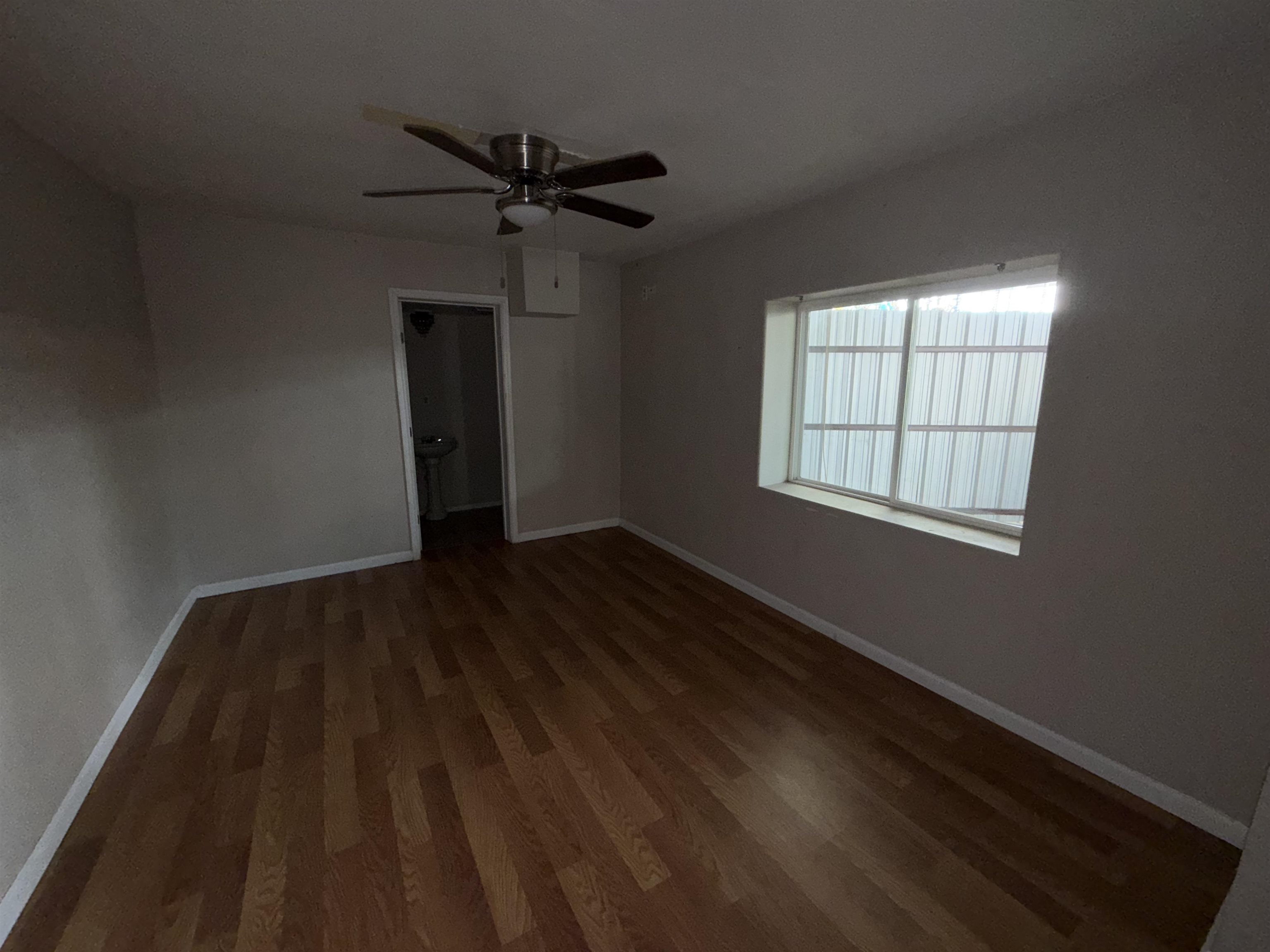 1911 San Bernardo Ave Property Photo 6