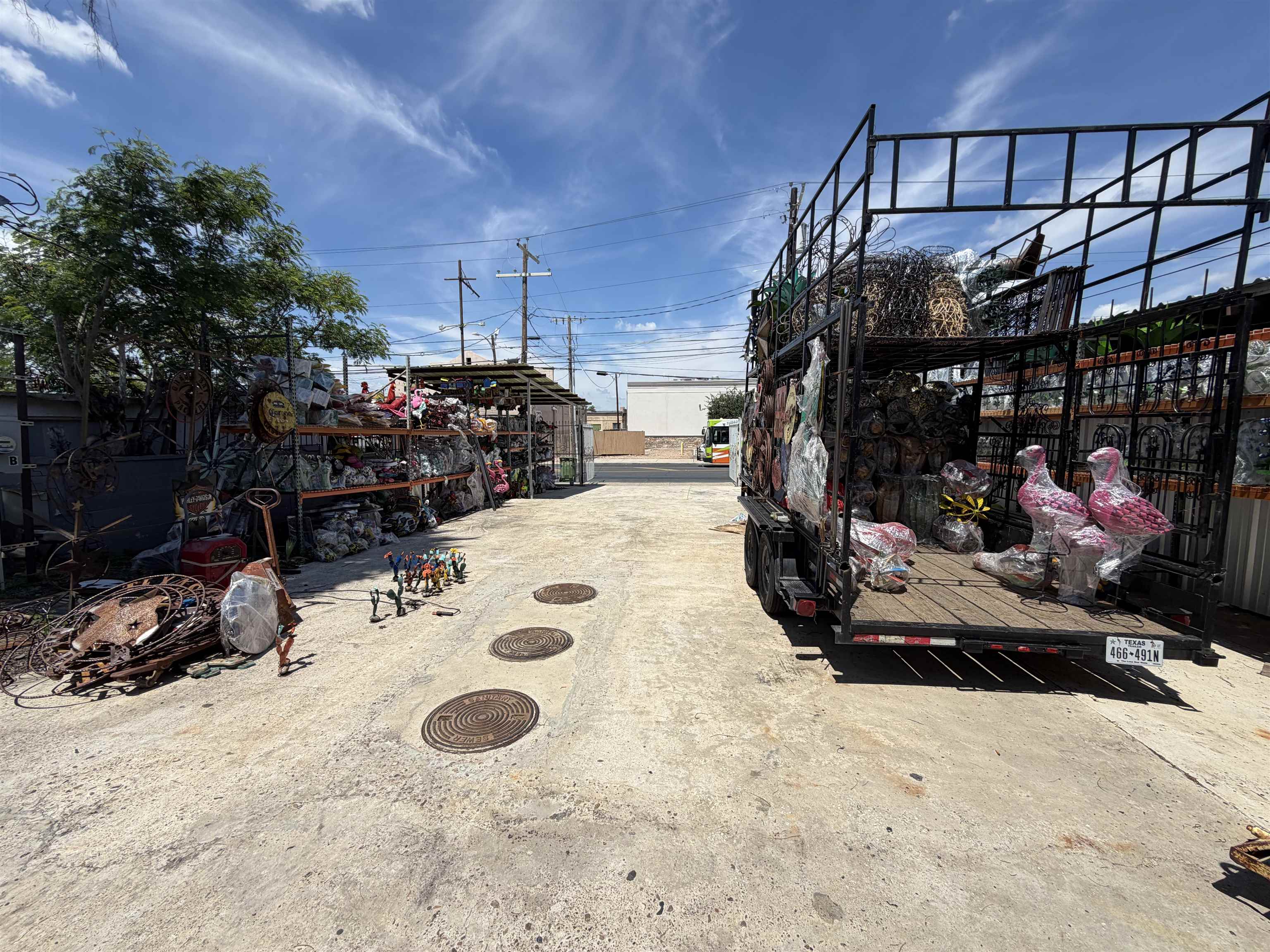 1911 San Bernardo Ave Property Photo 12