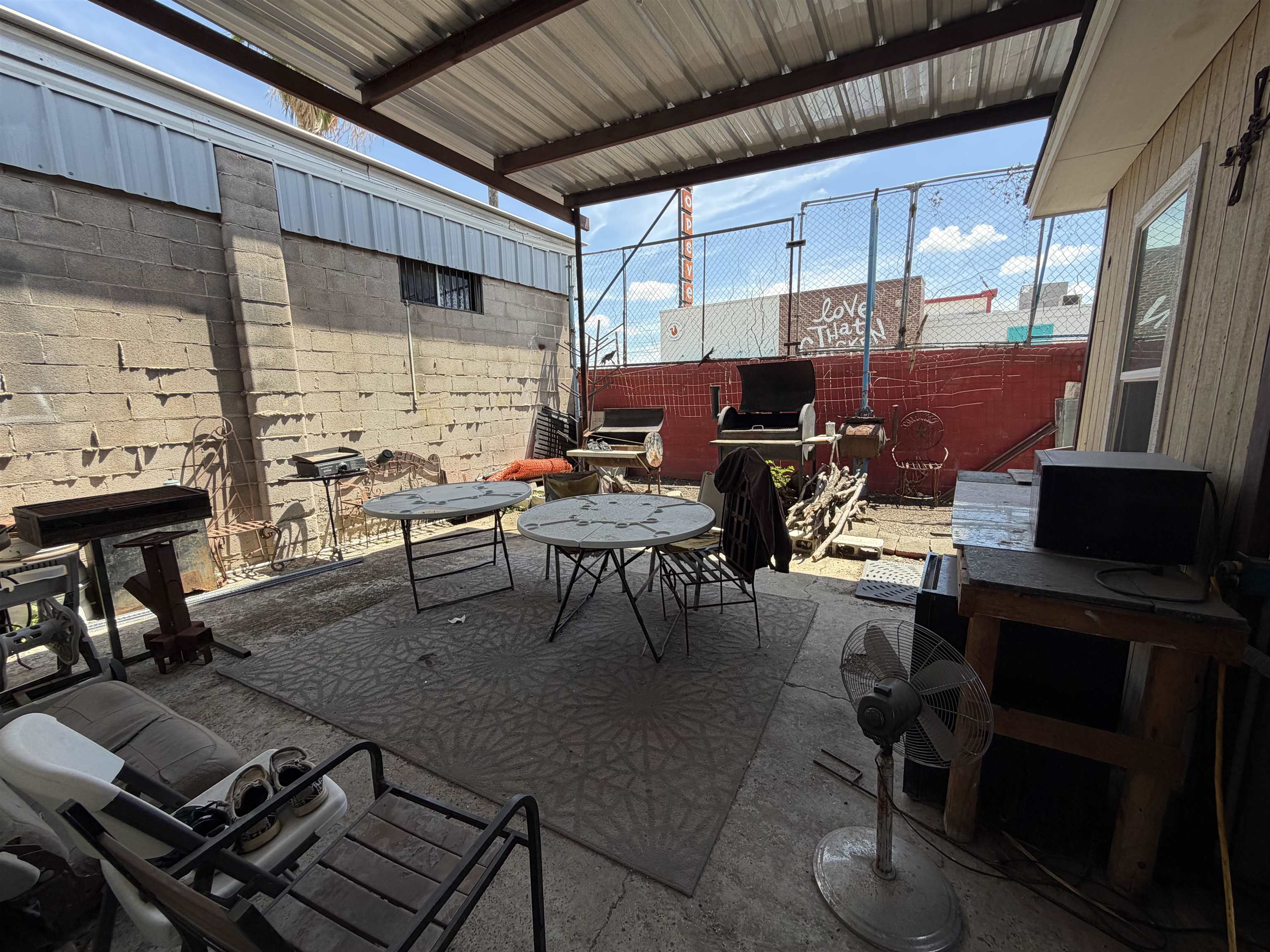 1911 San Bernardo Ave Property Photo 21