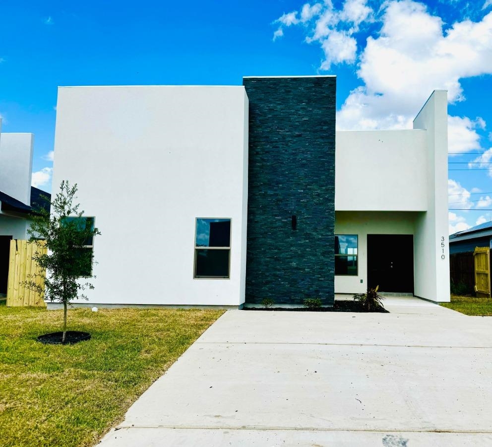 5001 Carambola Ln. Property Photo 12