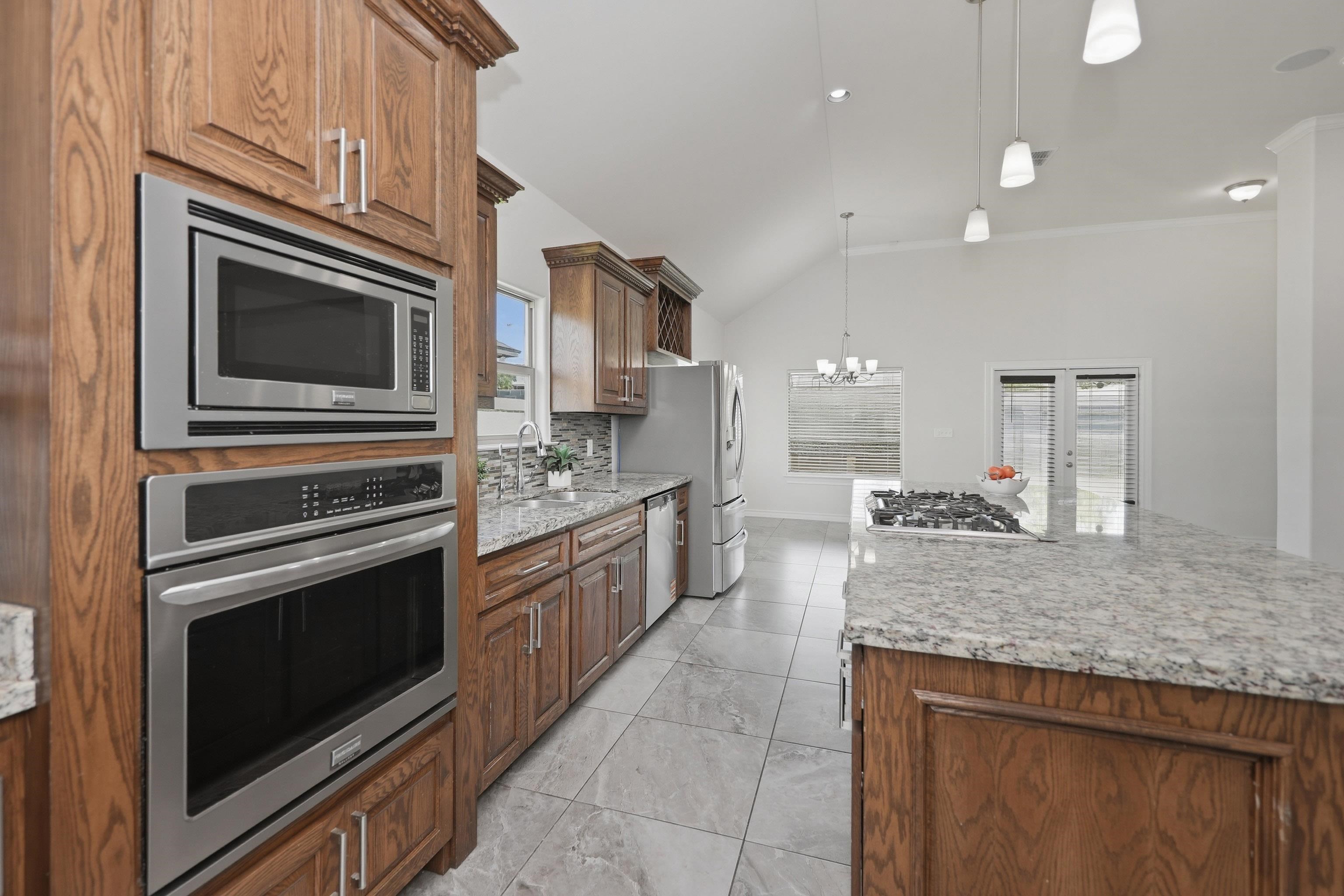 7225 Sylvia Plath Dr Property Photo 17