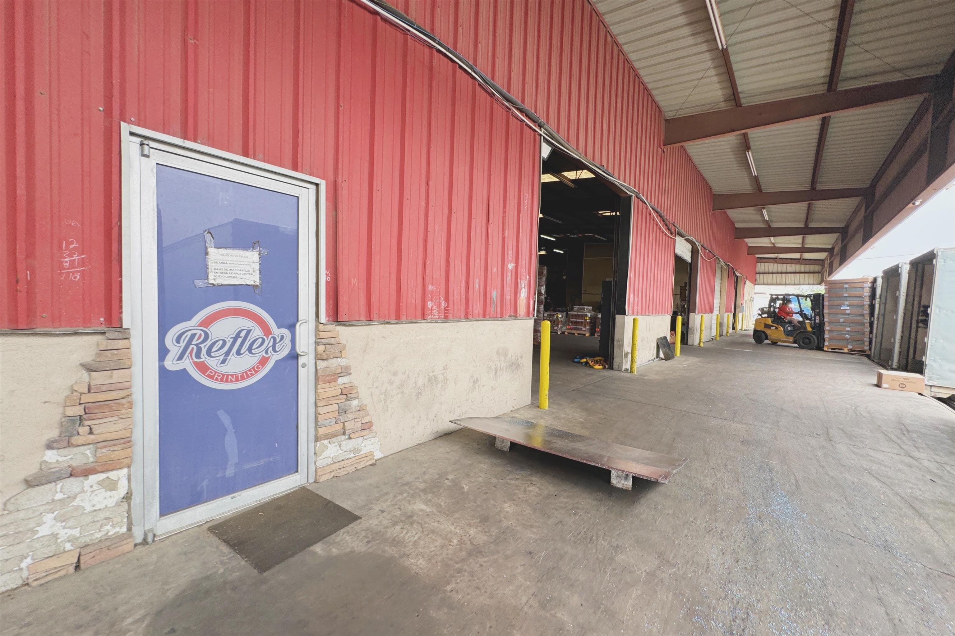 14208 Business Ave Property Photo 4