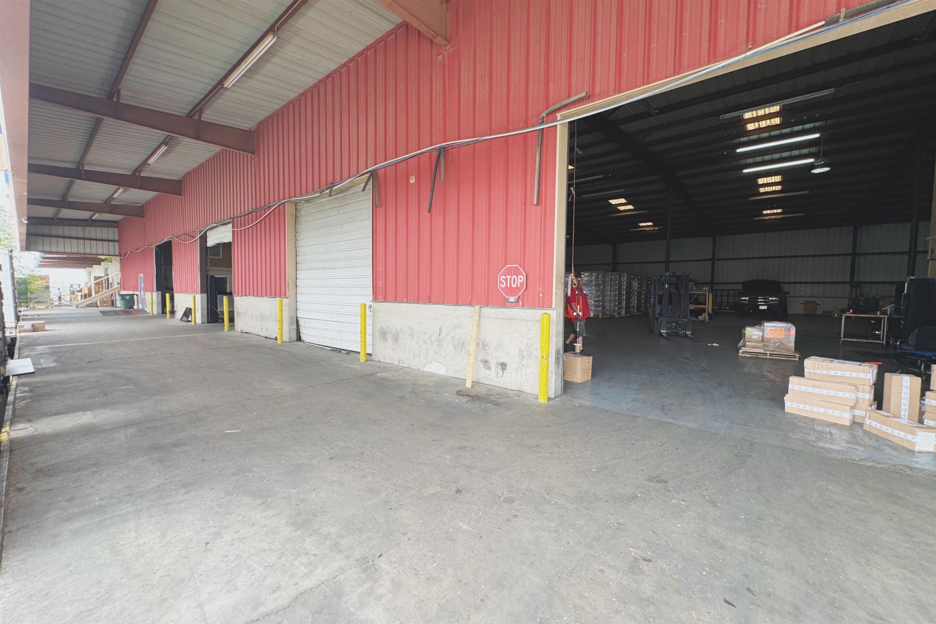14208 Business Ave Property Photo 8