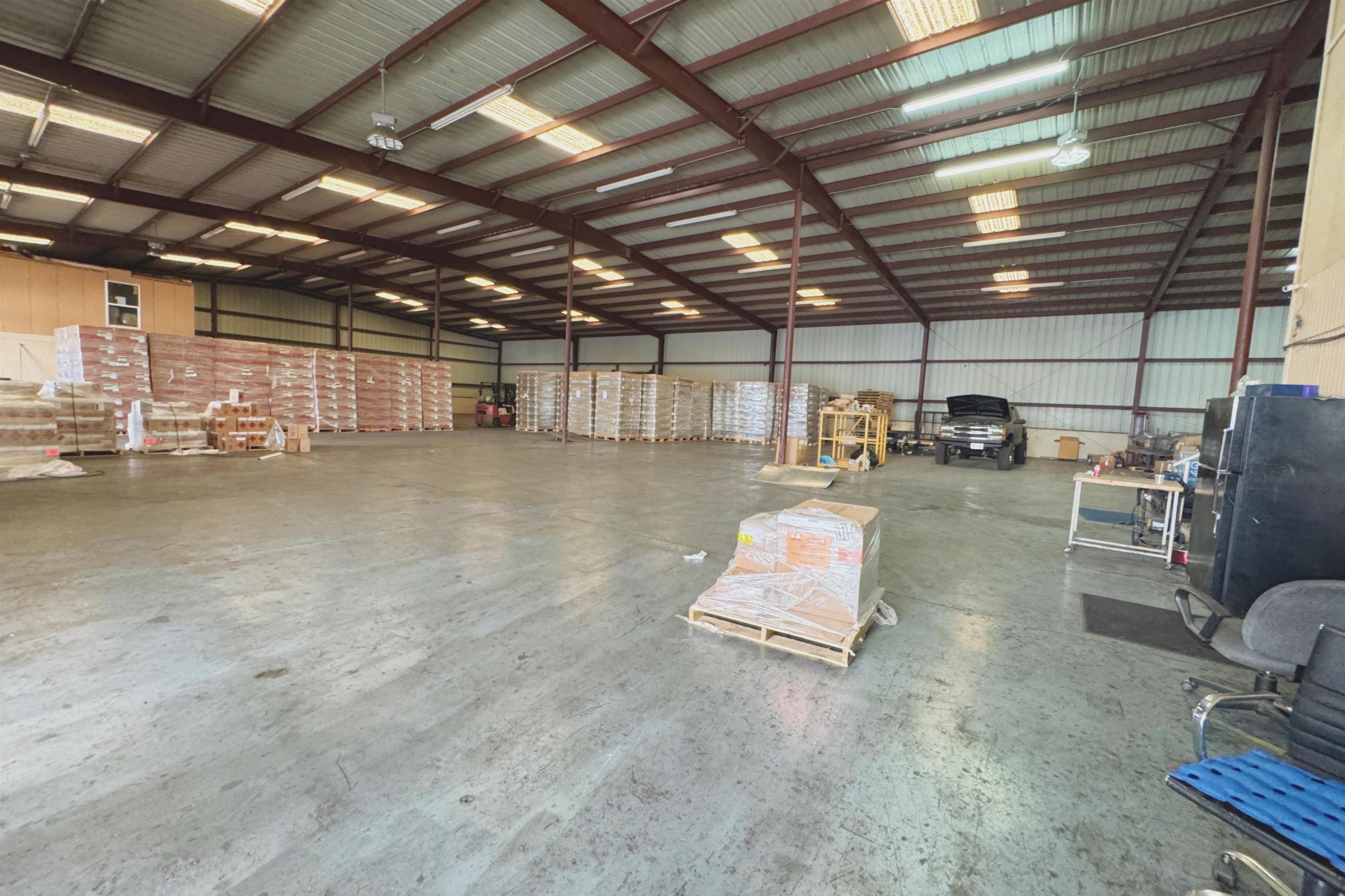14208 Business Ave Property Photo 9