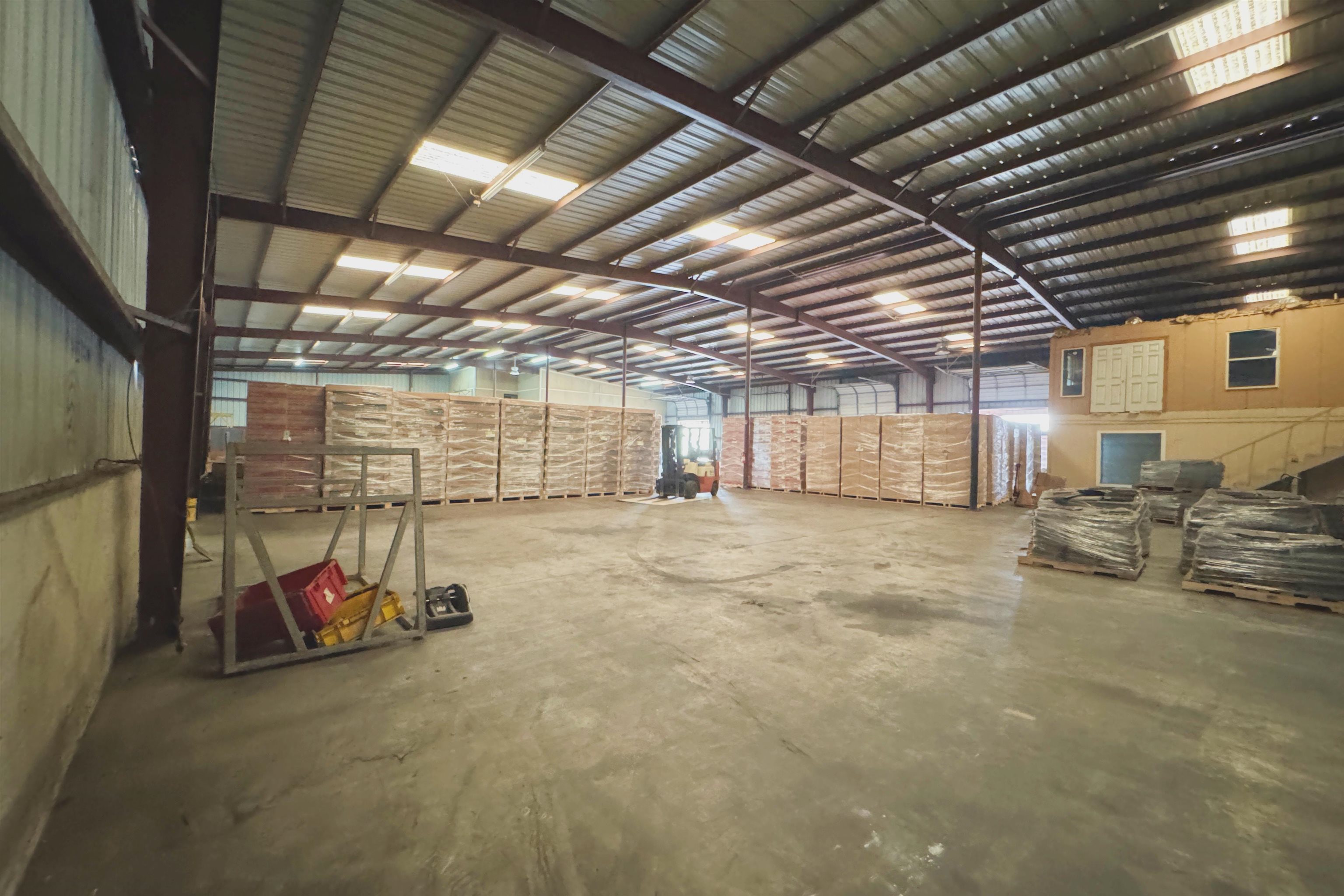 14208 Business Ave Property Photo 18