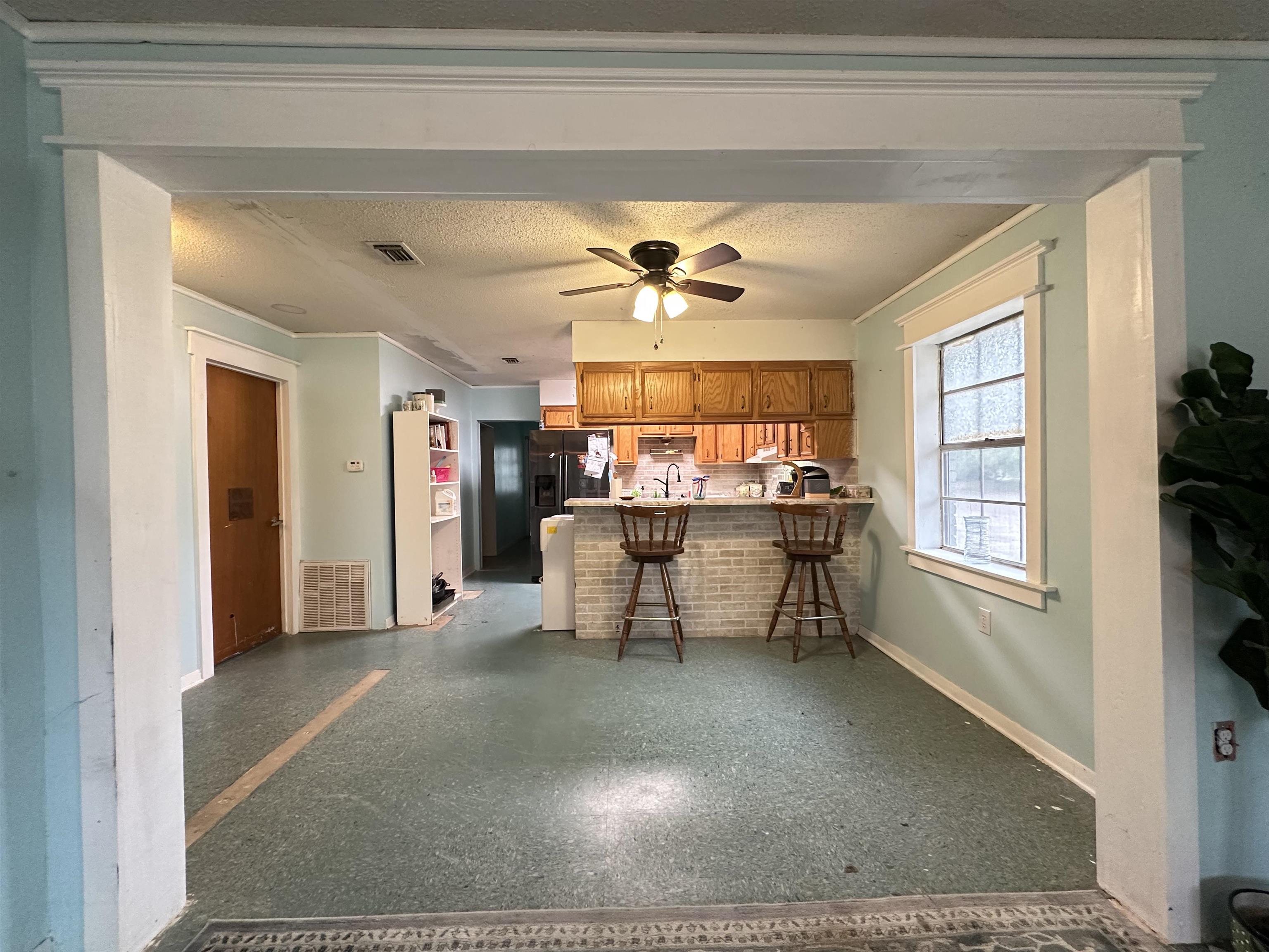 1813 N 1st. St. Property Photo 5