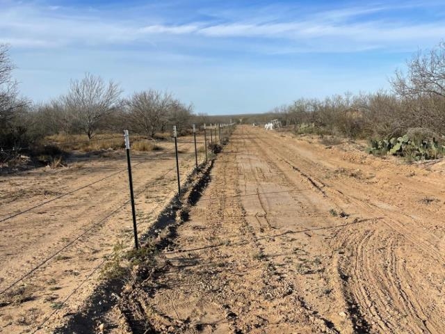 Abst 313 Sur Property Photo 5