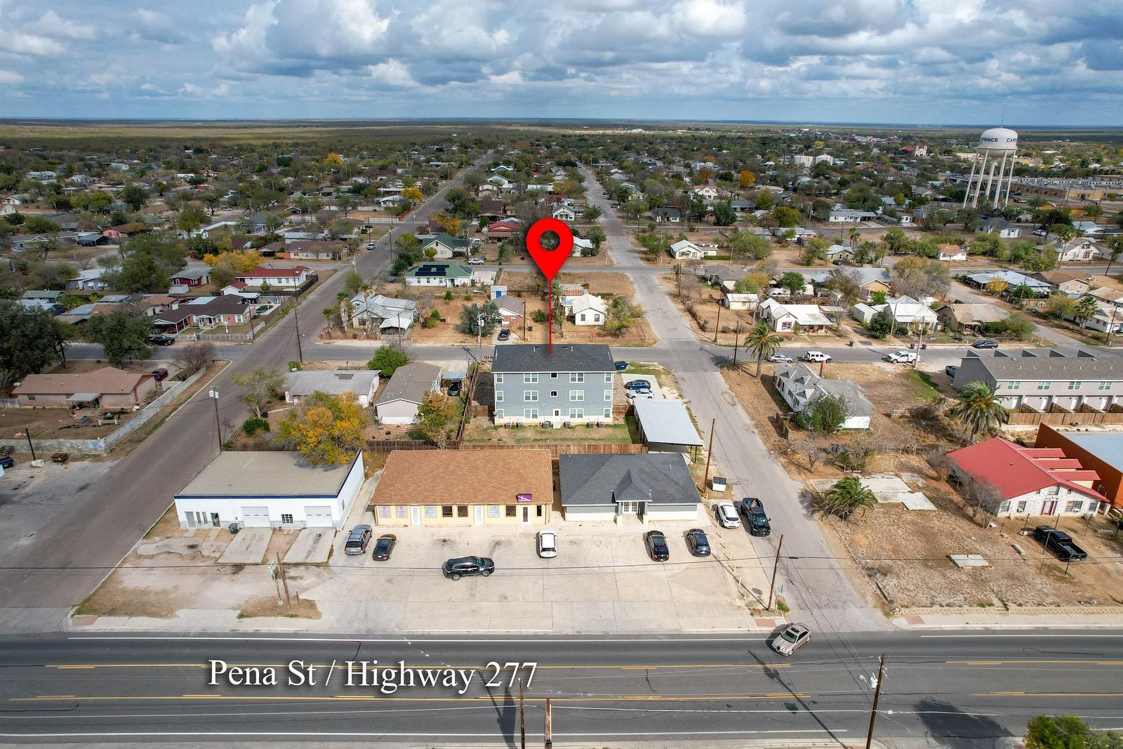 1200 W Houston St Property Photo 7