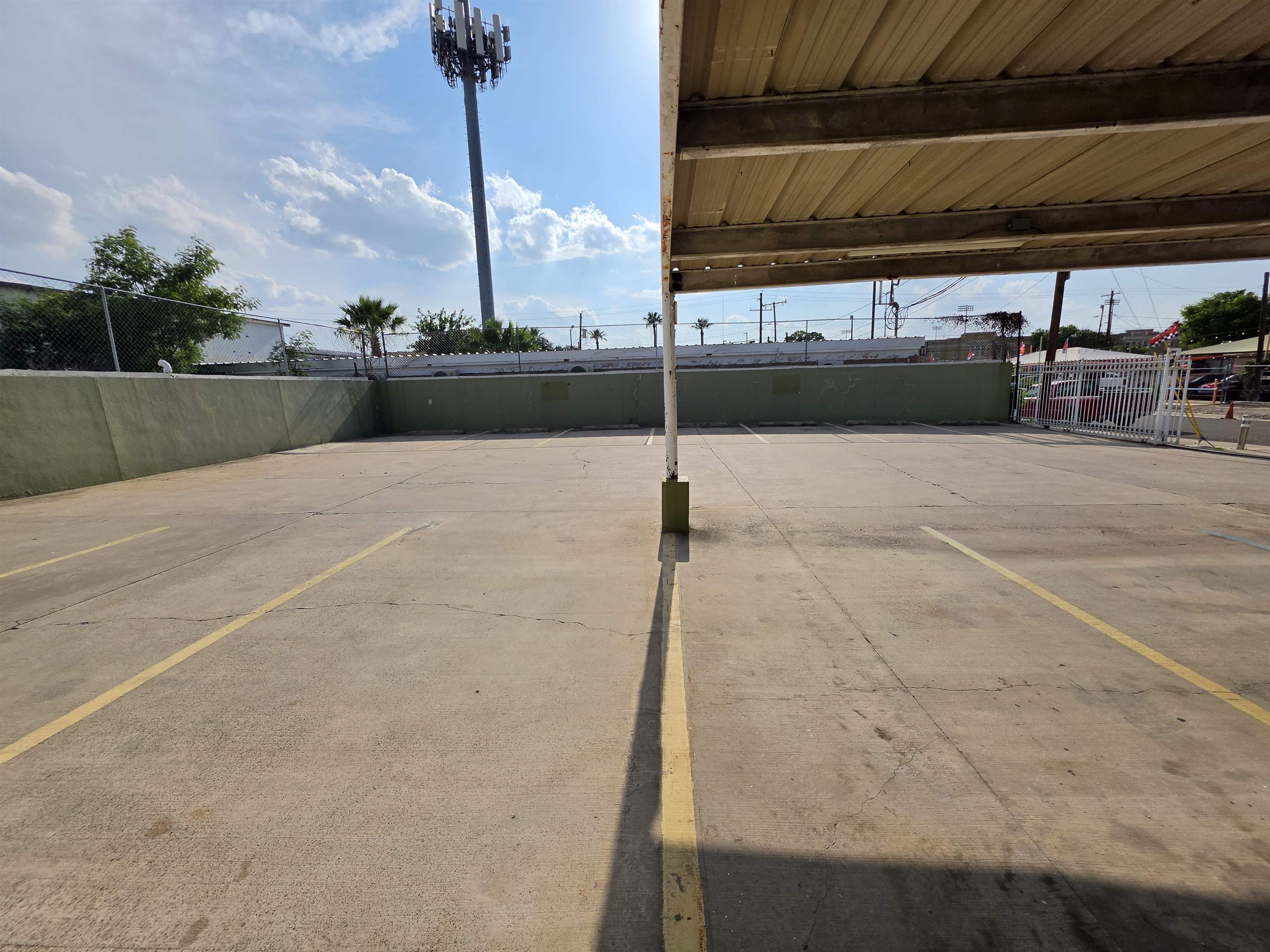 2018 Santa Ursula Ave Property Photo 8