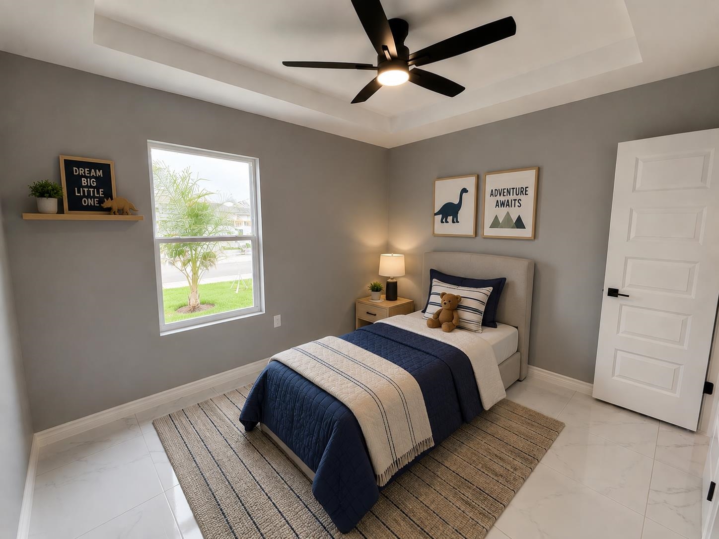 5061 Luna Grande Lp. Property Photo 5