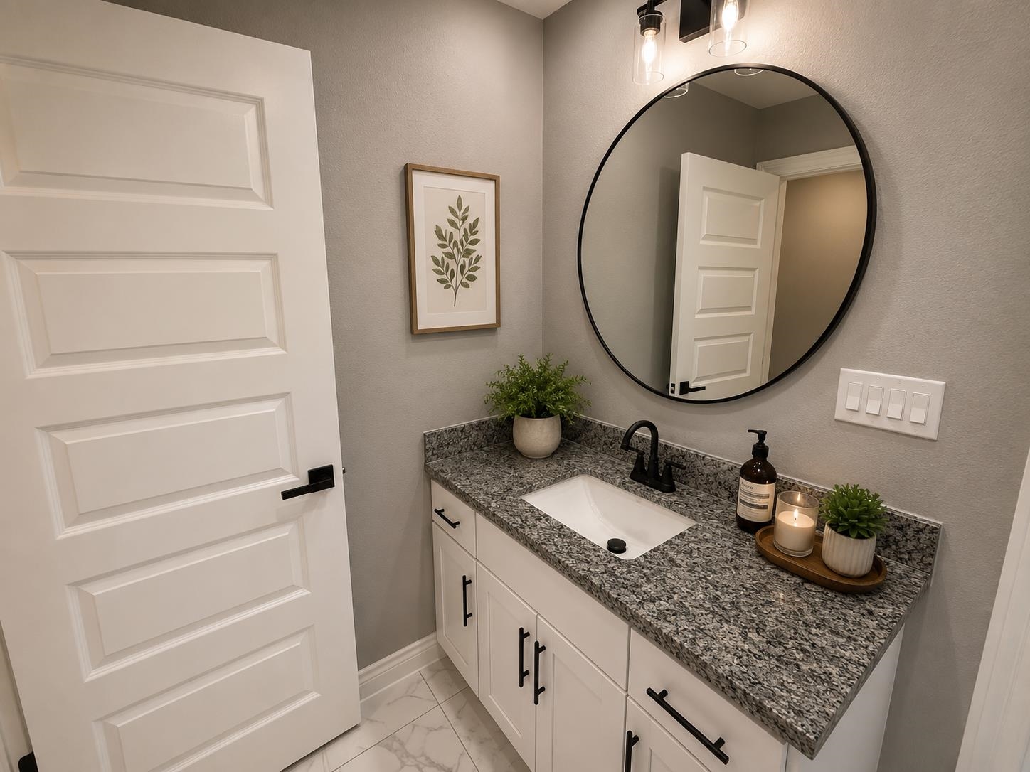 5061 Luna Grande Lp. Property Photo 8