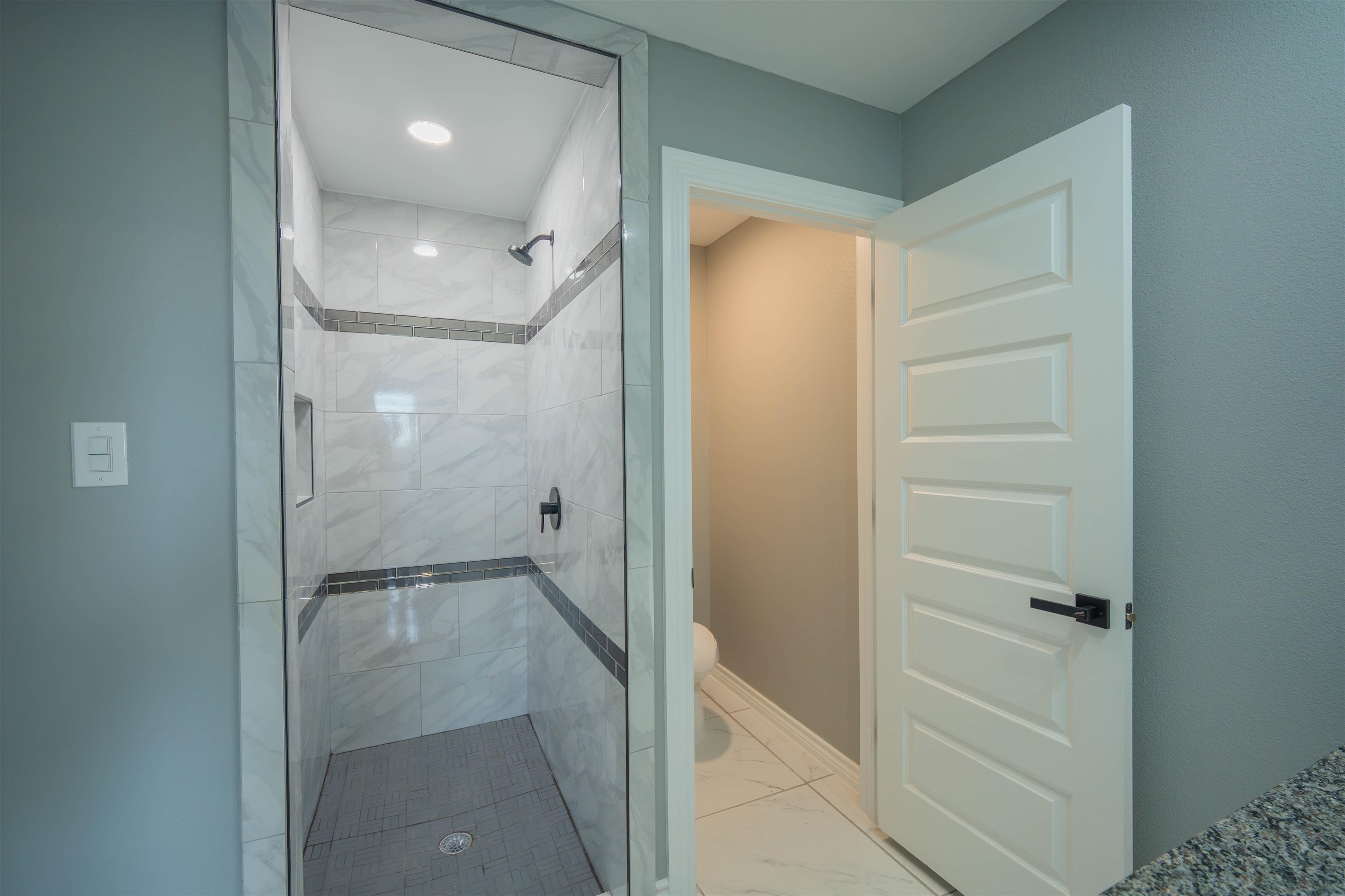 5061 Luna Grande Lp. Property Photo 34