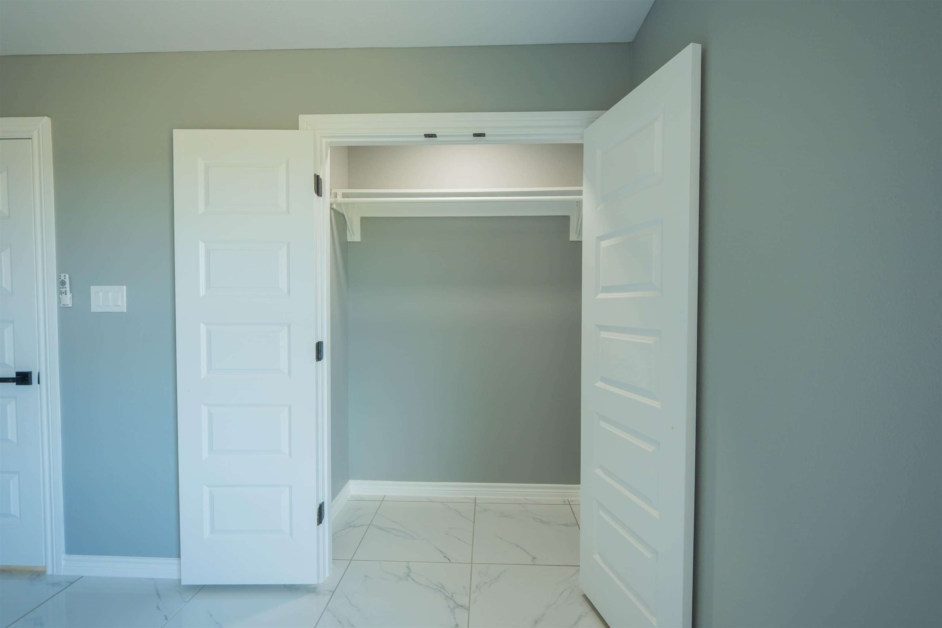5061 Luna Grande Lp. Property Photo 37