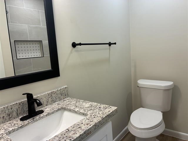 705 E Bustamante St 2 Property Photo 10