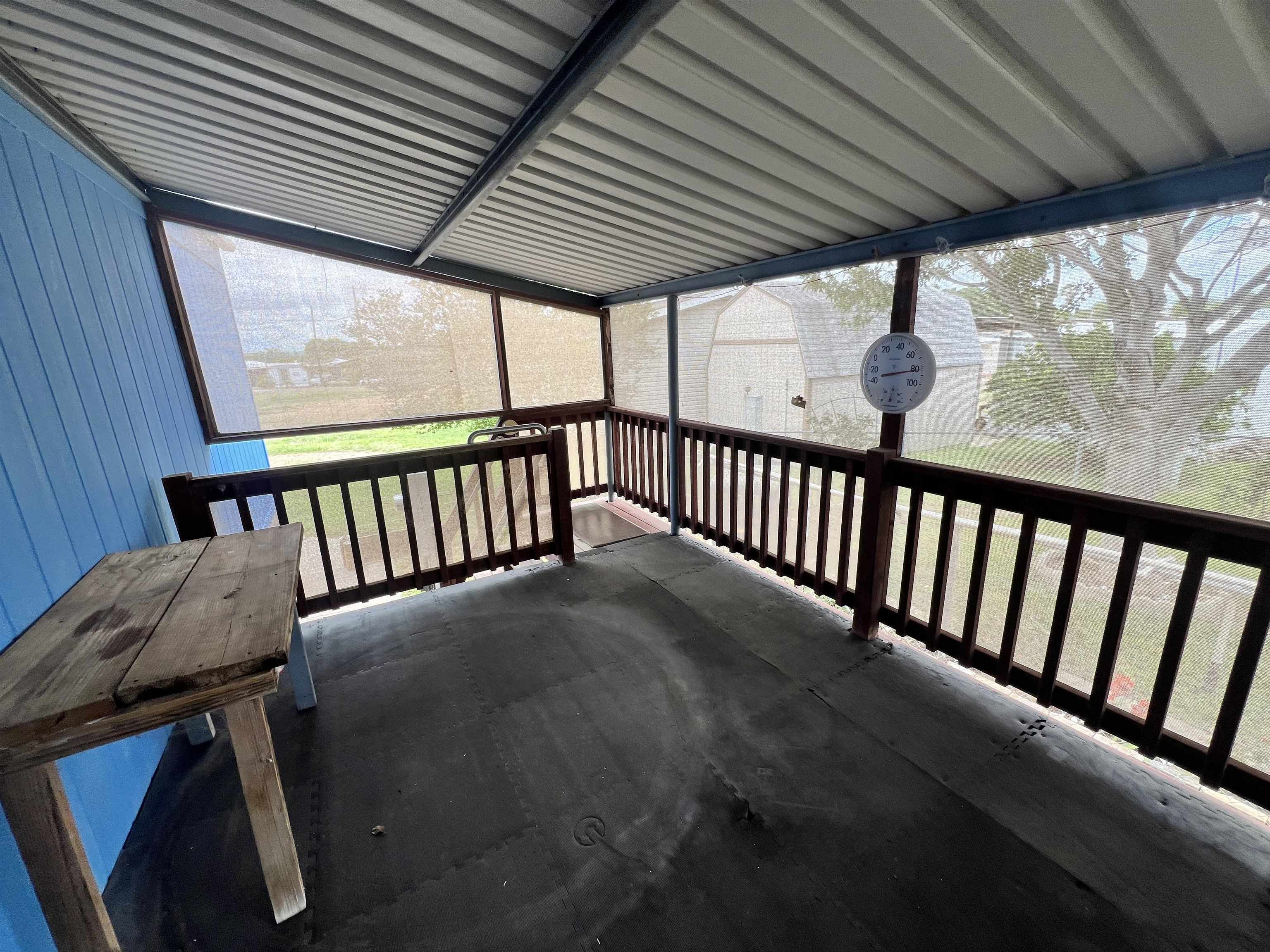 118 Autumn Ln. Property Photo 12