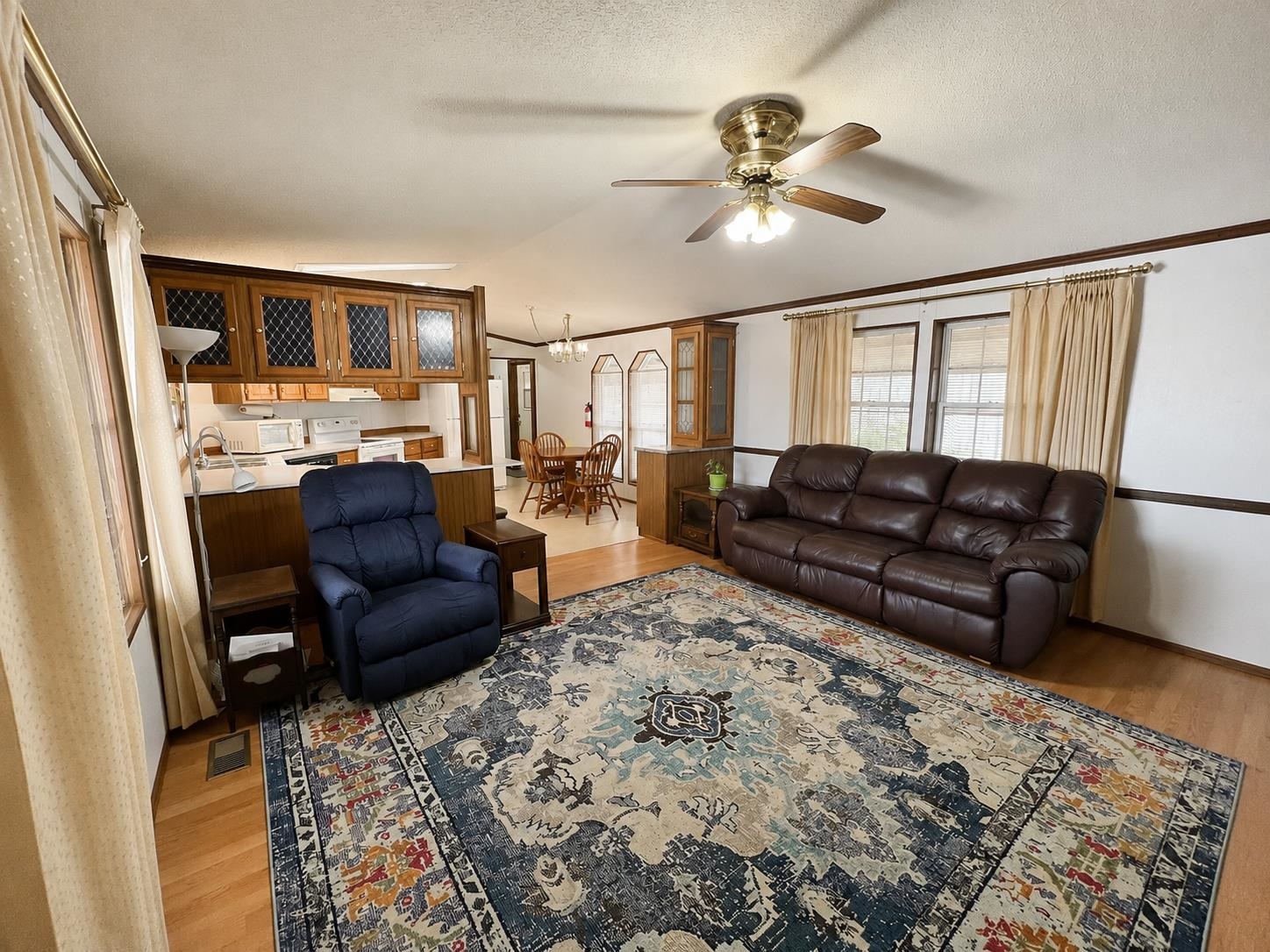 118 Autumn Ln. Property Photo 15
