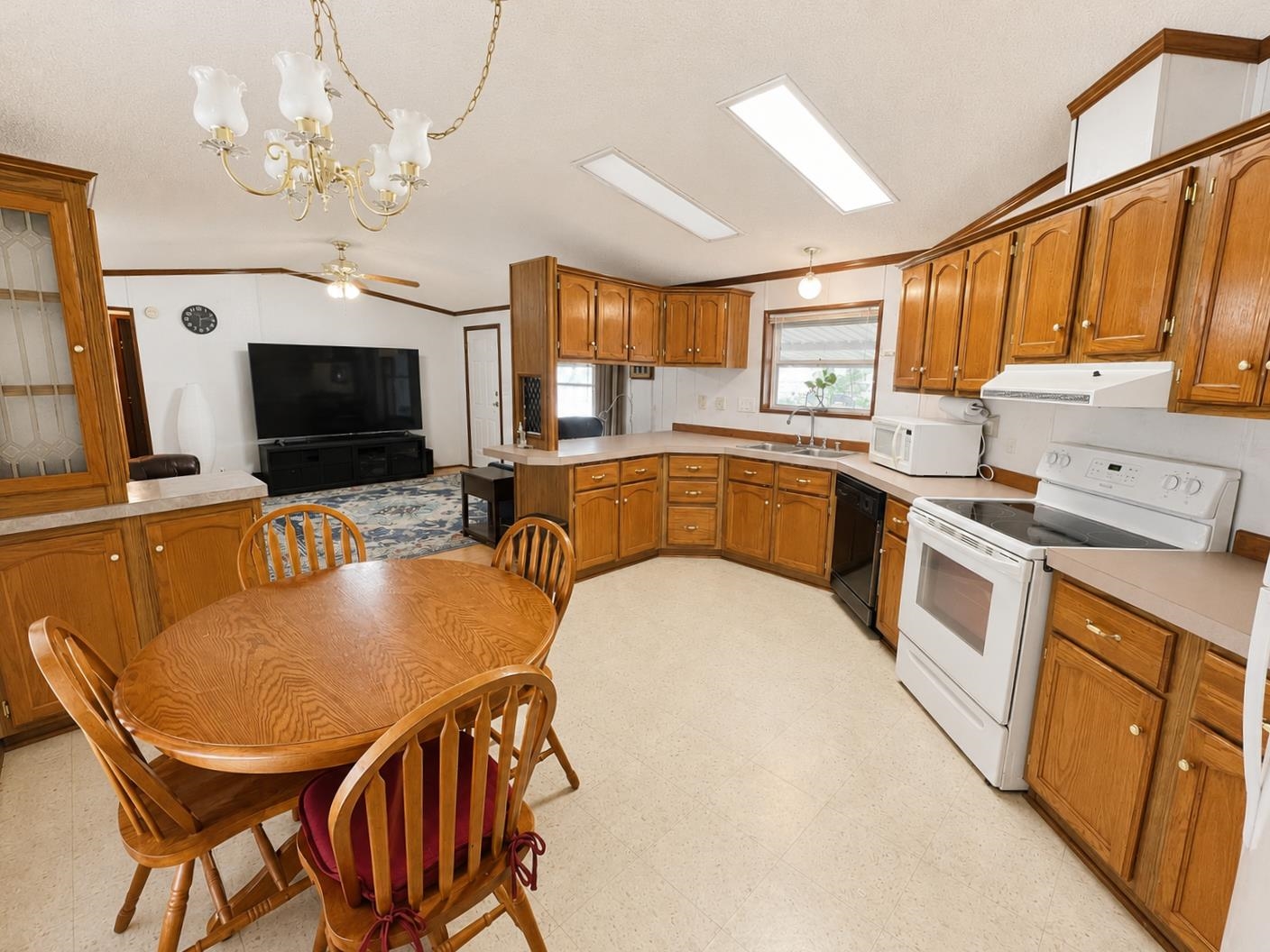 118 Autumn Ln. Property Photo 22