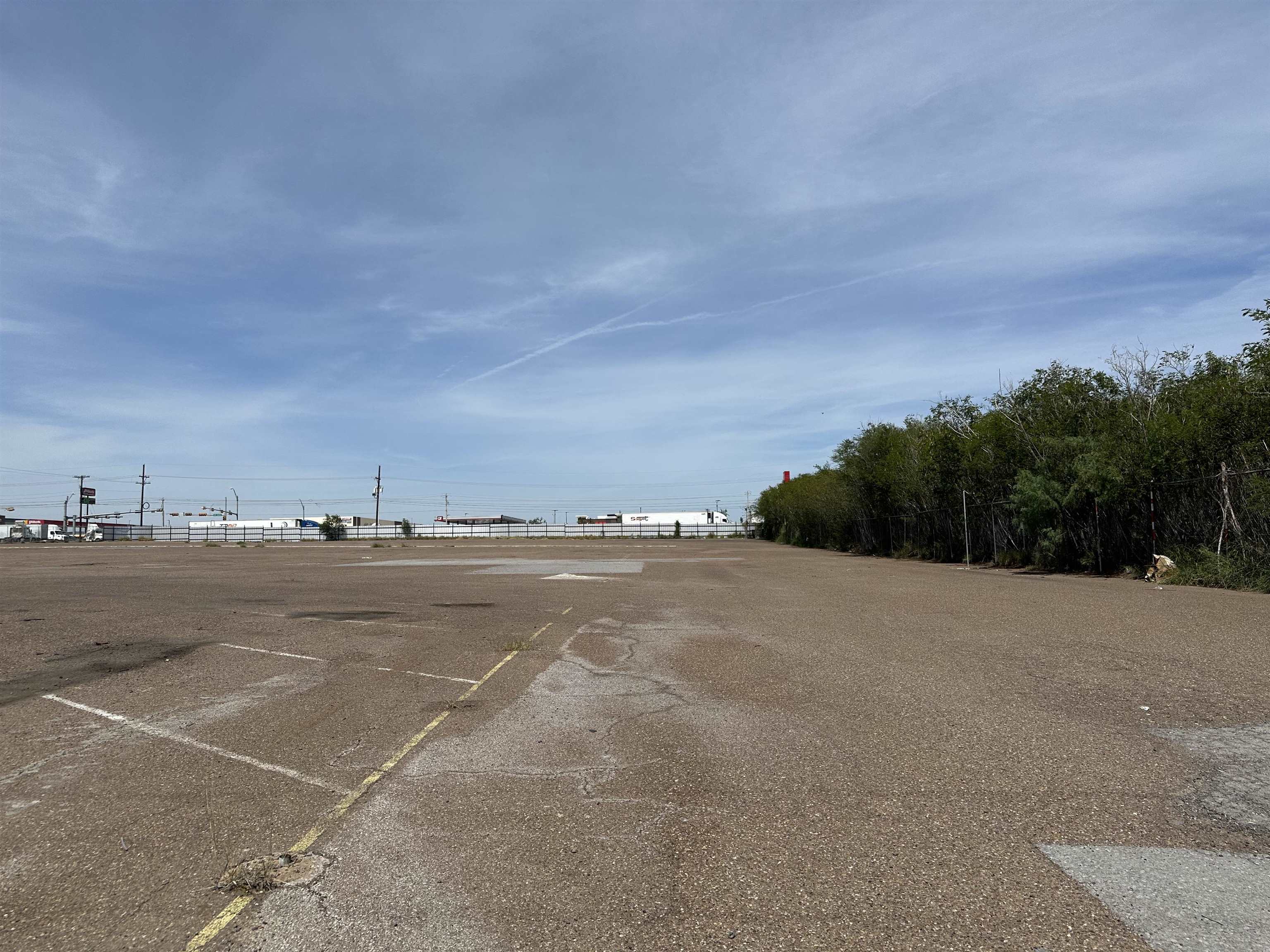 14107 Transportation Ave Property Photo 2