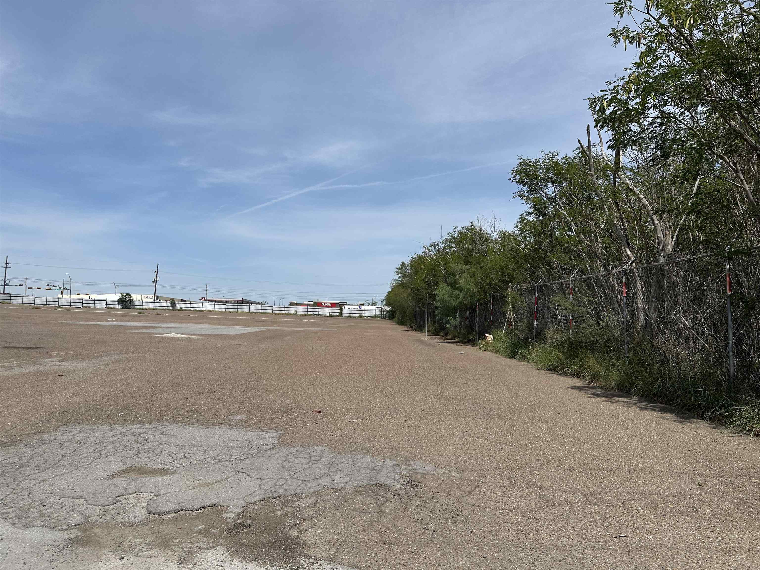 14107 Transportation Ave Property Photo 4
