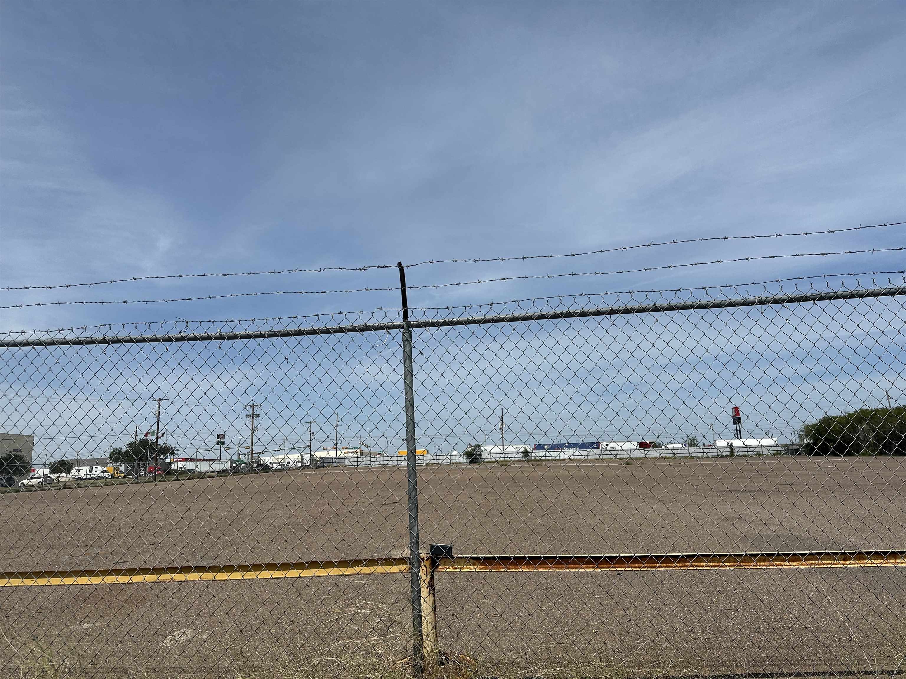 14107 Transportation Ave Property Photo 8
