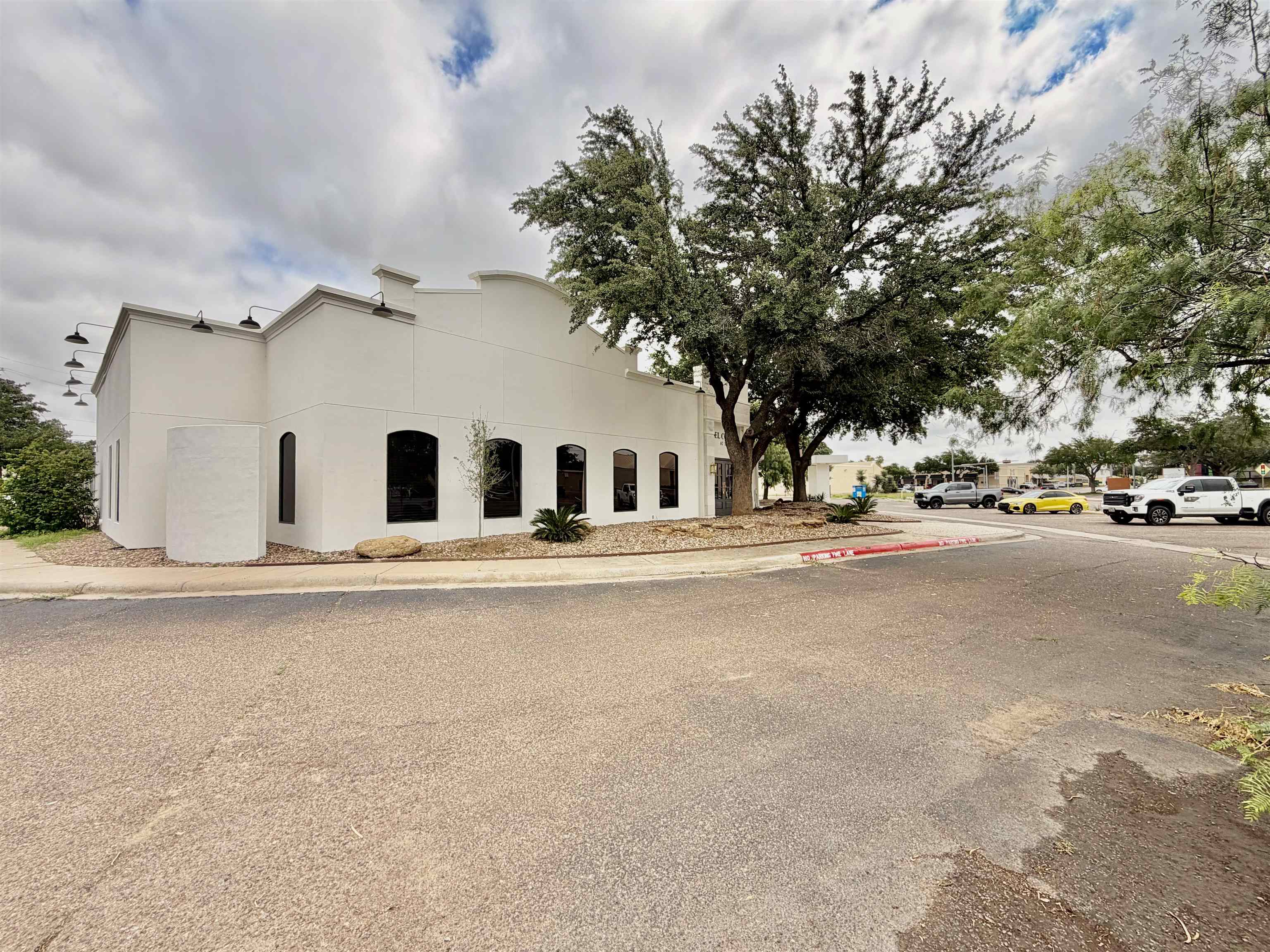 102 Del Ct Property Photo 16