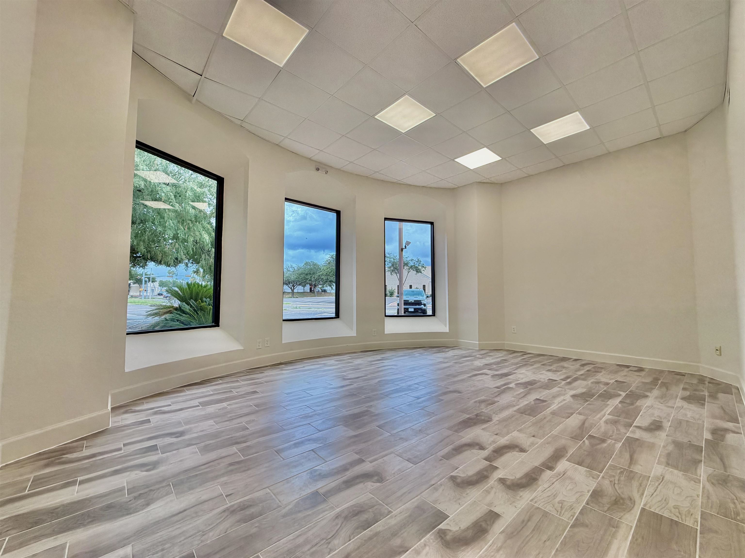 102 Del Ct Property Photo 10