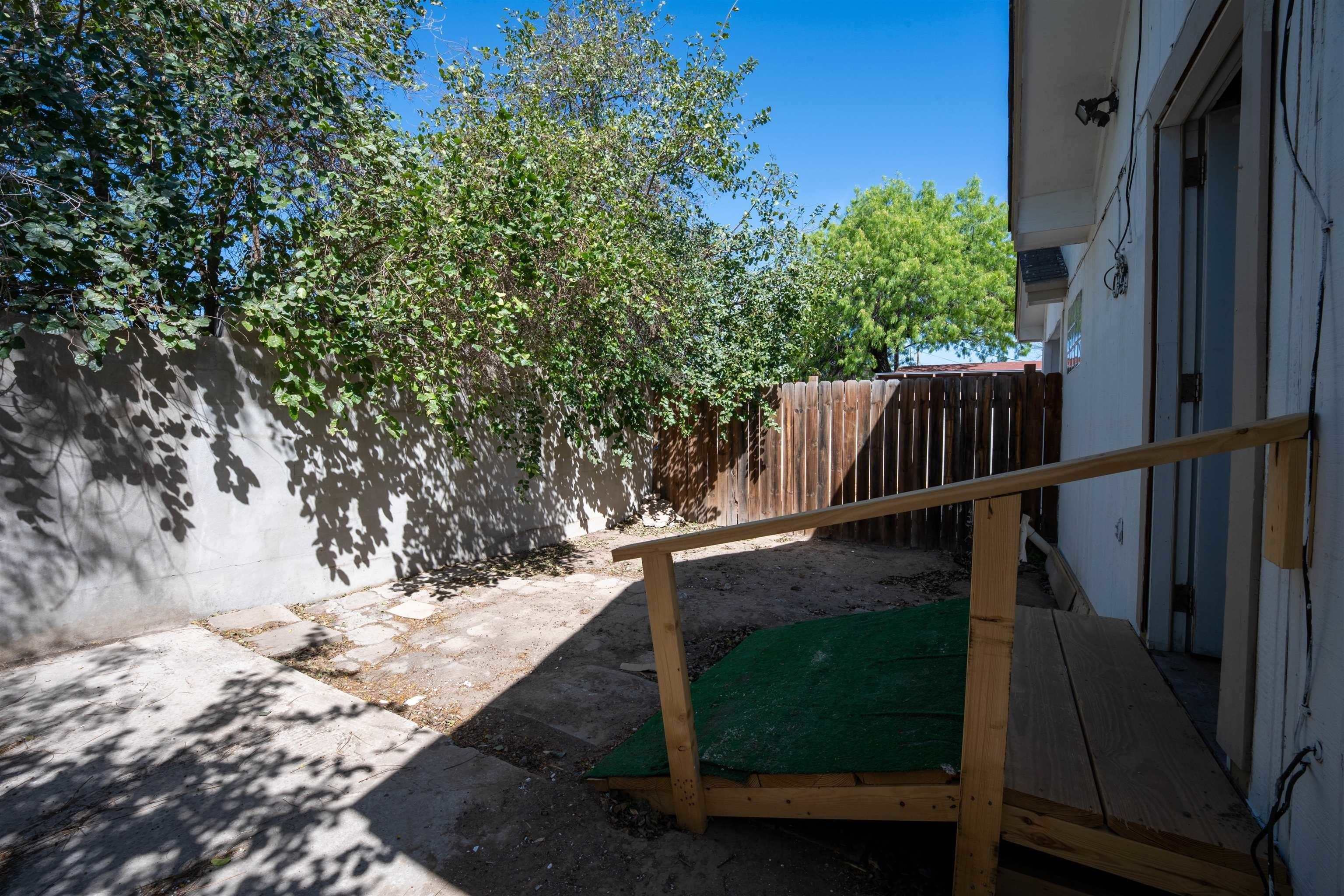 3816 San Francisco Ave Property Photo 27